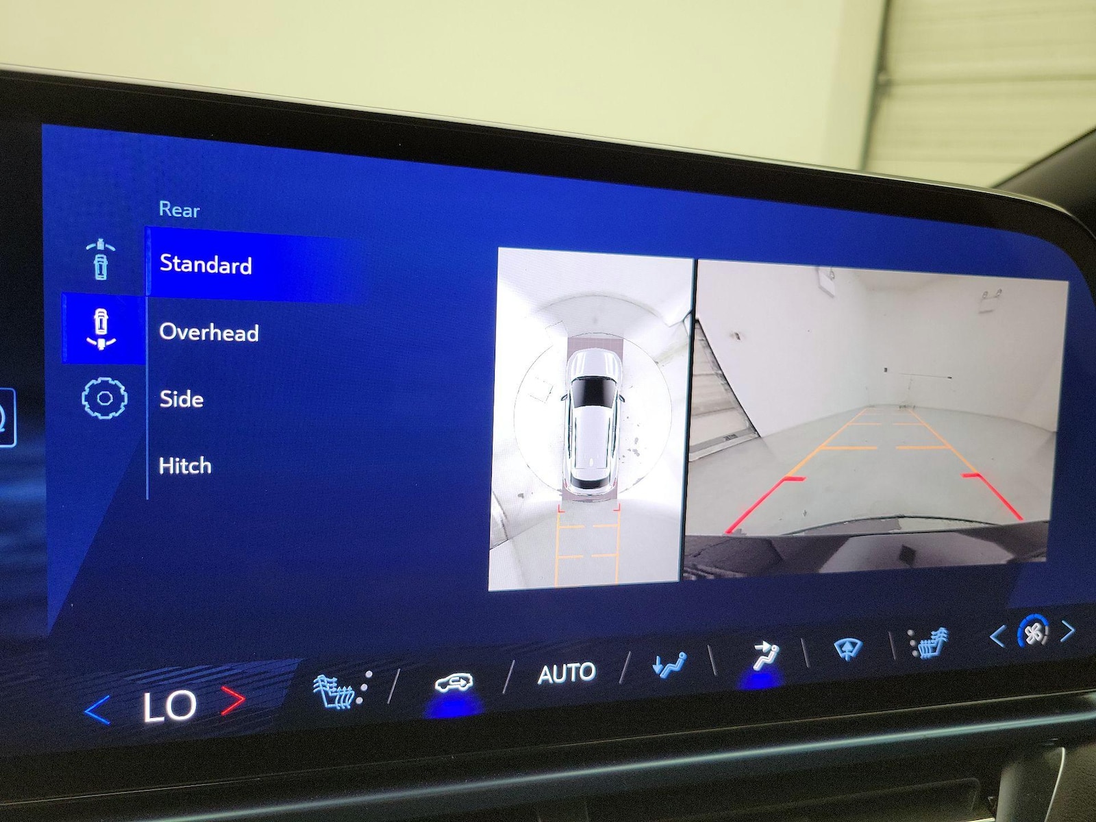 2025 Chevrolet Equinox EV 1LT - Photo 15