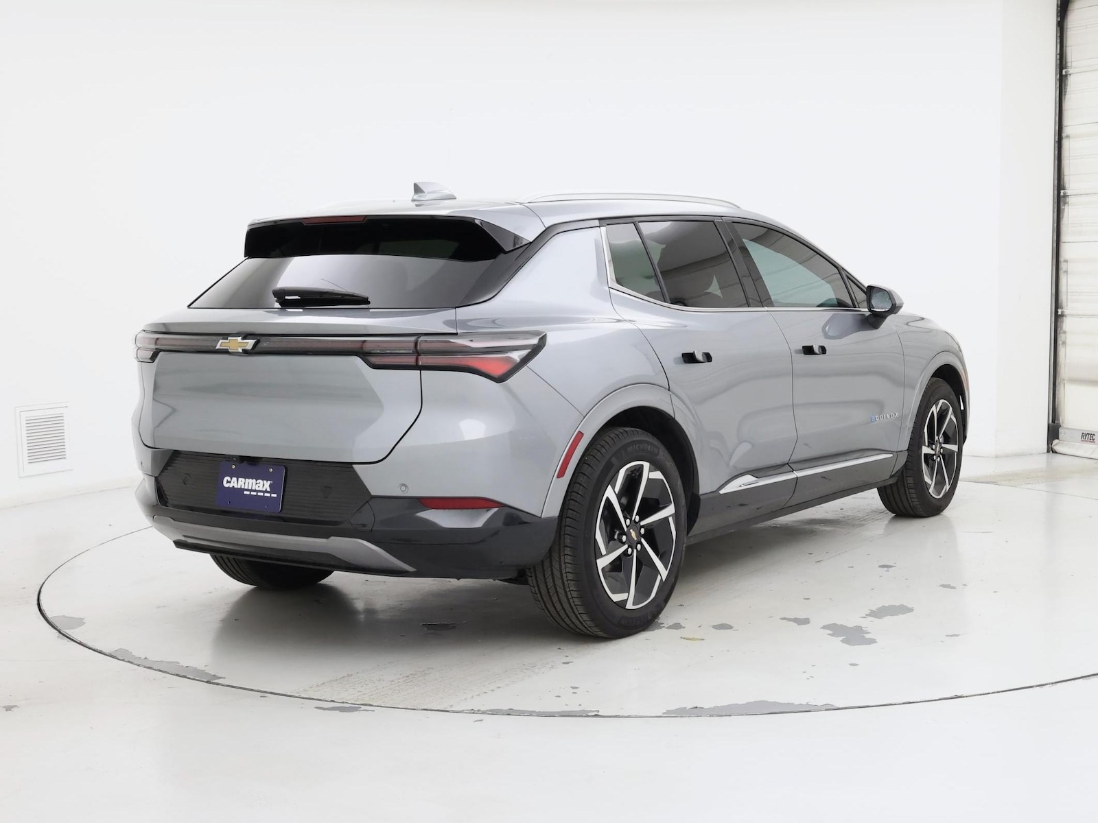 2025 Chevrolet Equinox EV 1LT - Photo 9