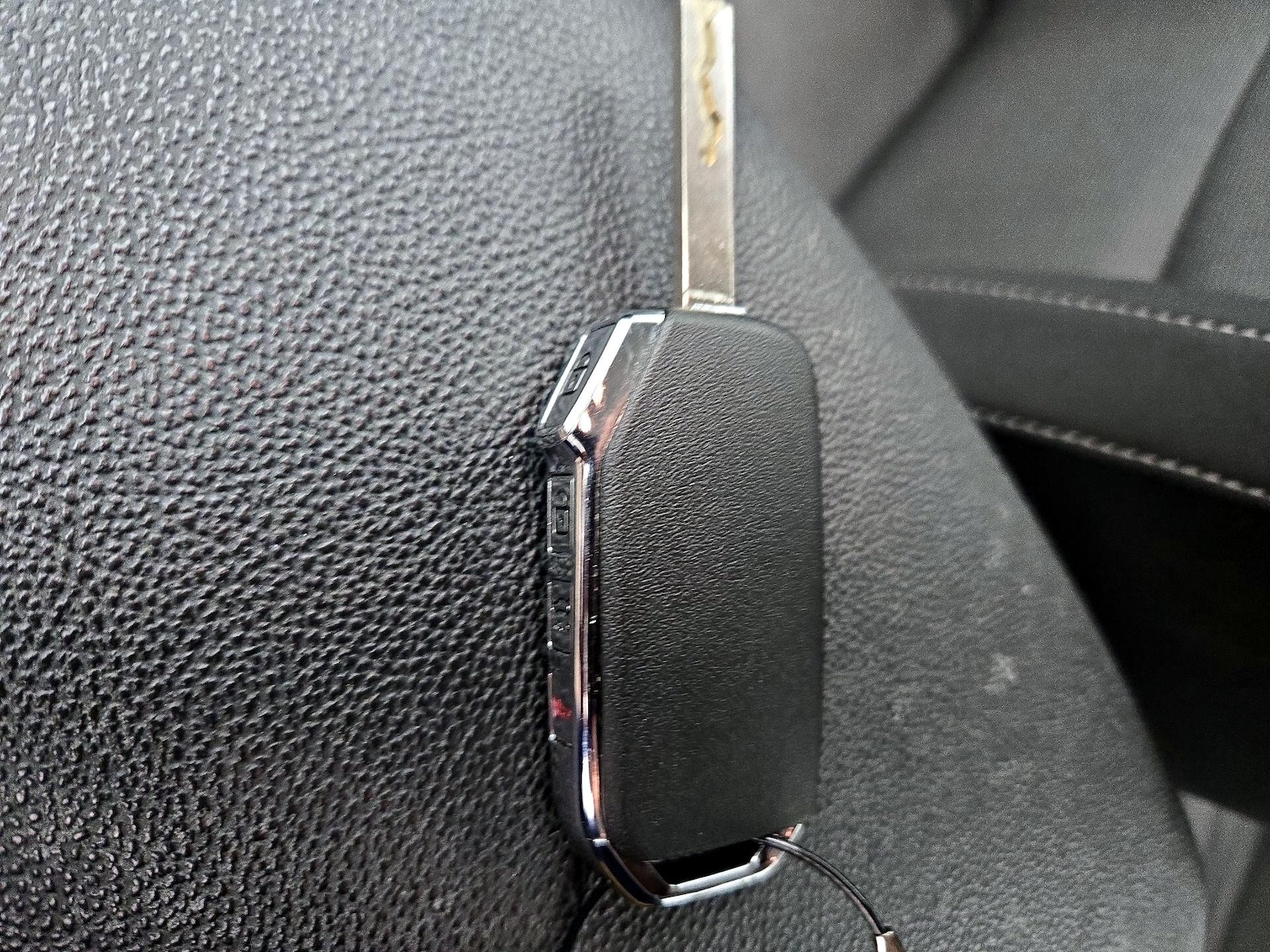2024 Kia Forte LX - Photo 23