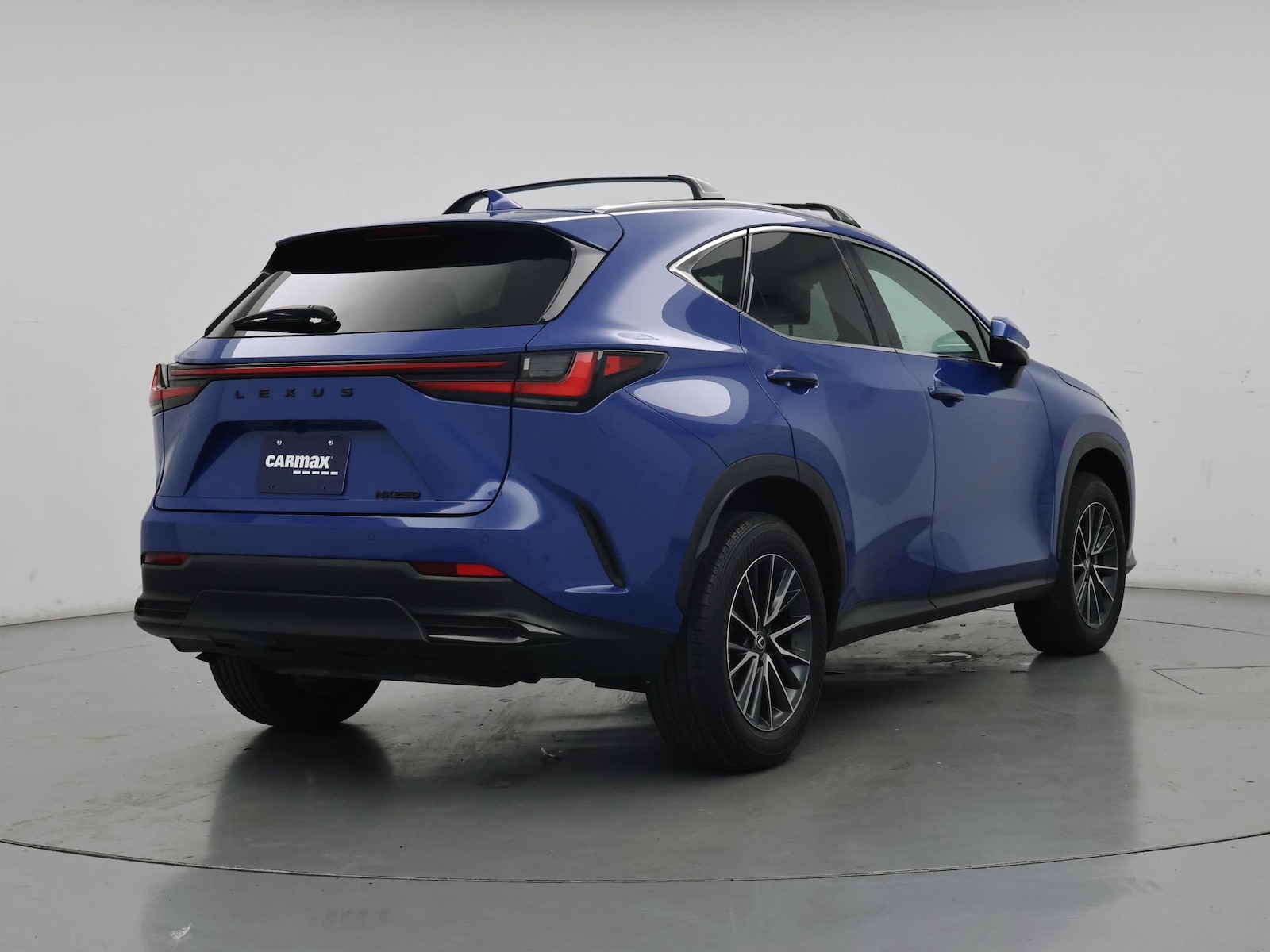 2025 Lexus NX 250 - Photo 9