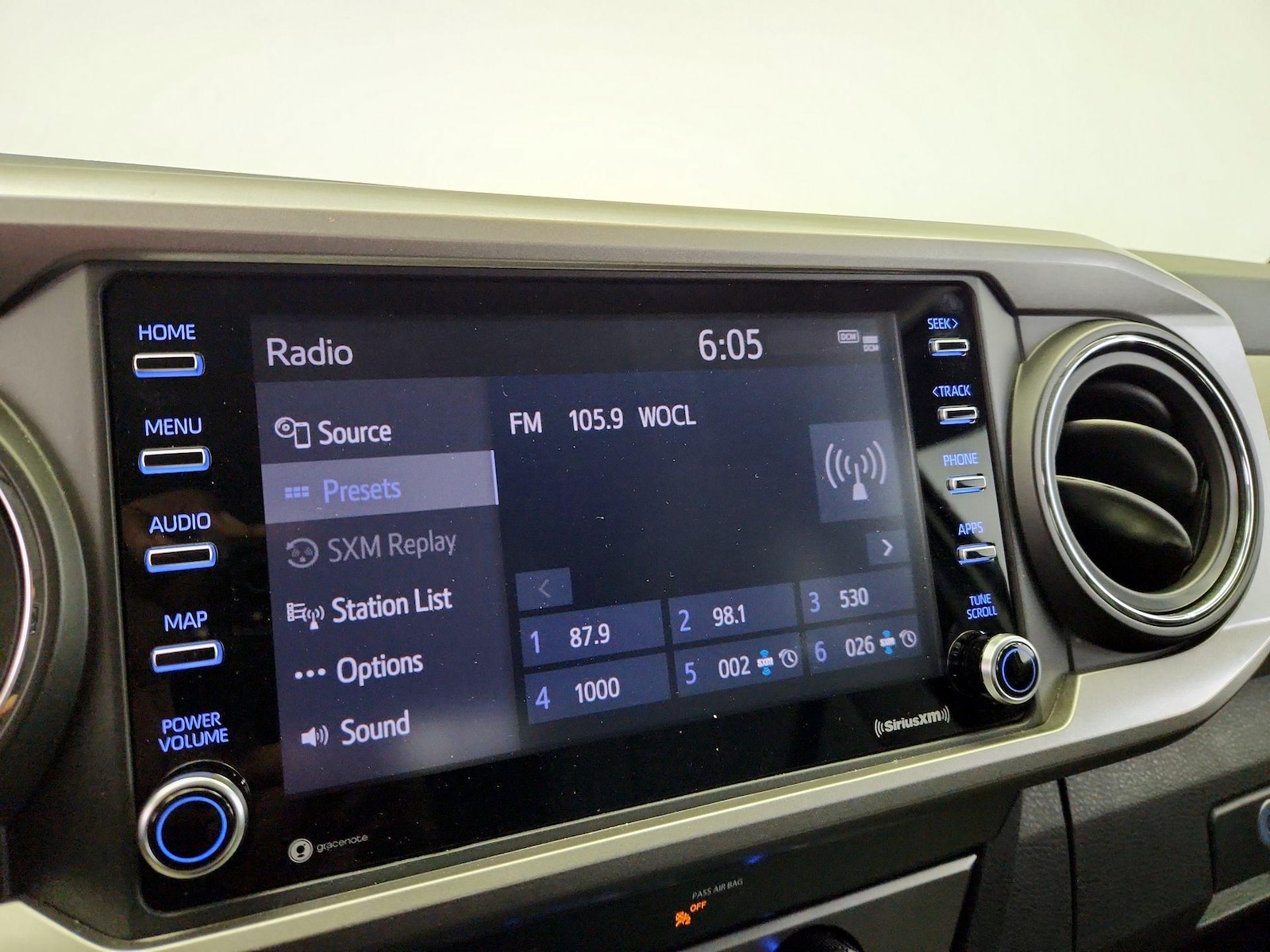 2020 Toyota Tacoma SR5 - Photo 16