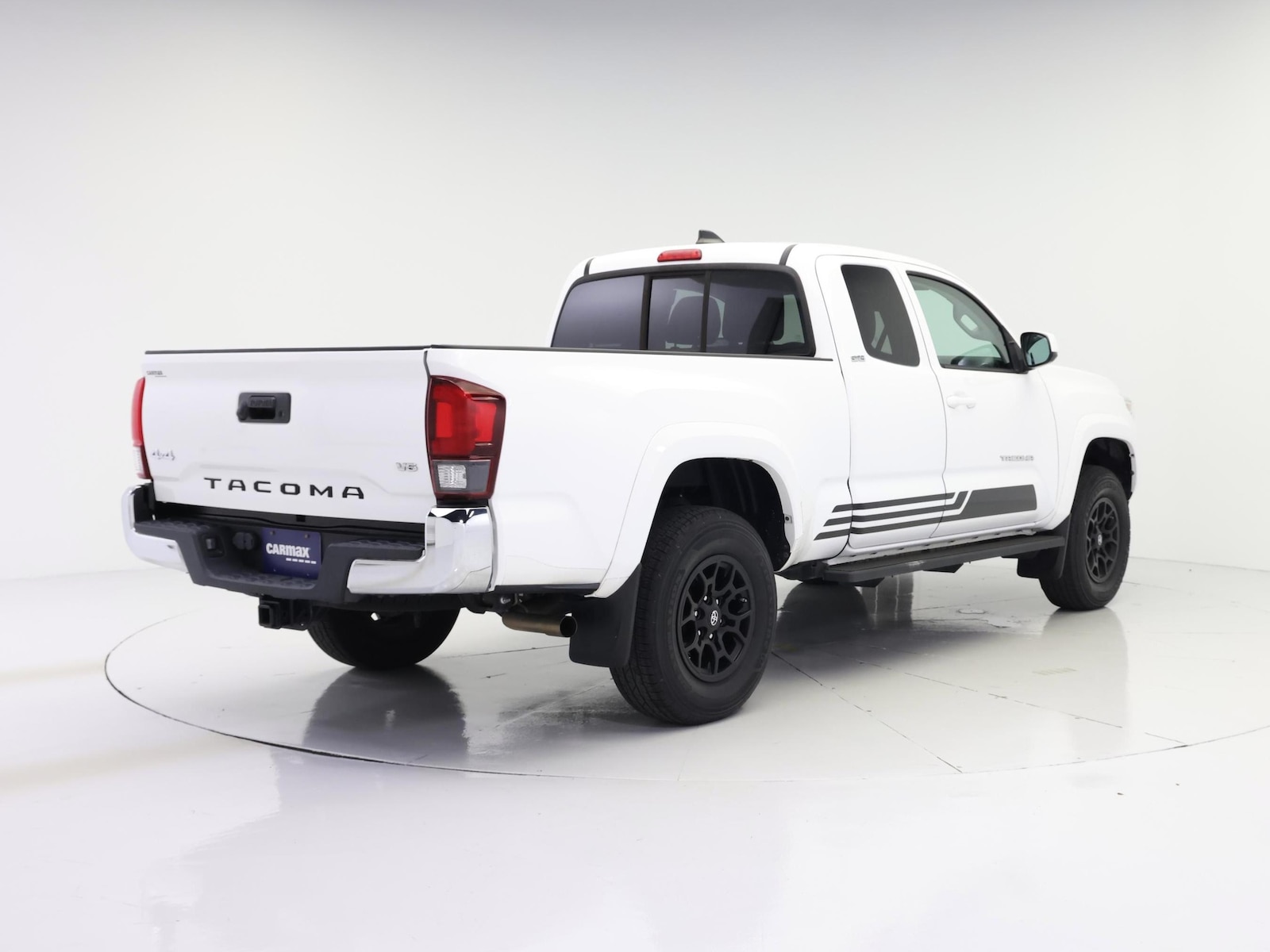 2020 Toyota Tacoma SR5 - Photo 9