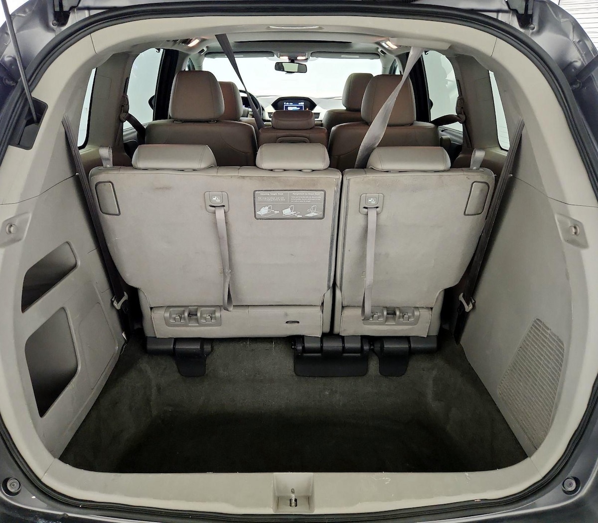 Trunk/Cargo (Seats Up)