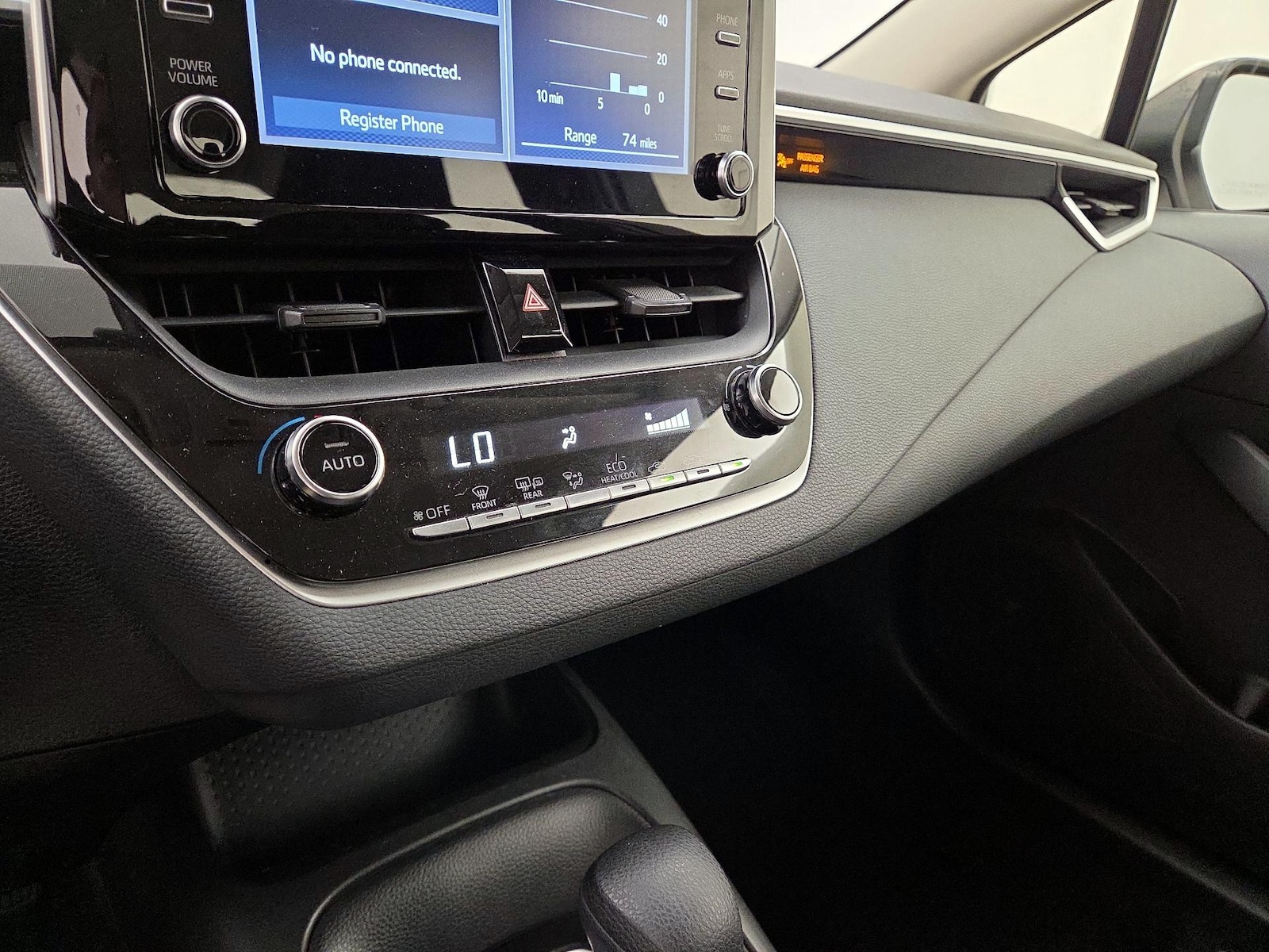 2020 Toyota Corolla LE - Photo 16