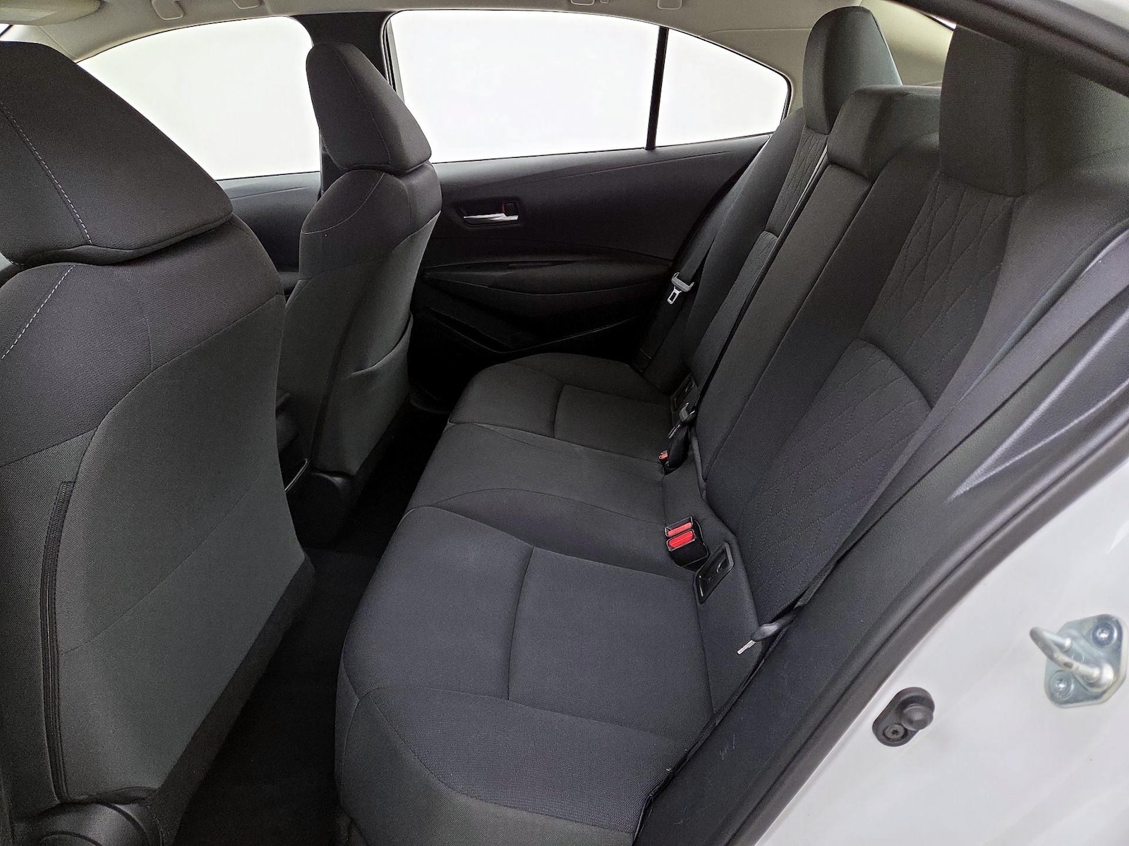 2020 Toyota Corolla LE - Photo 19