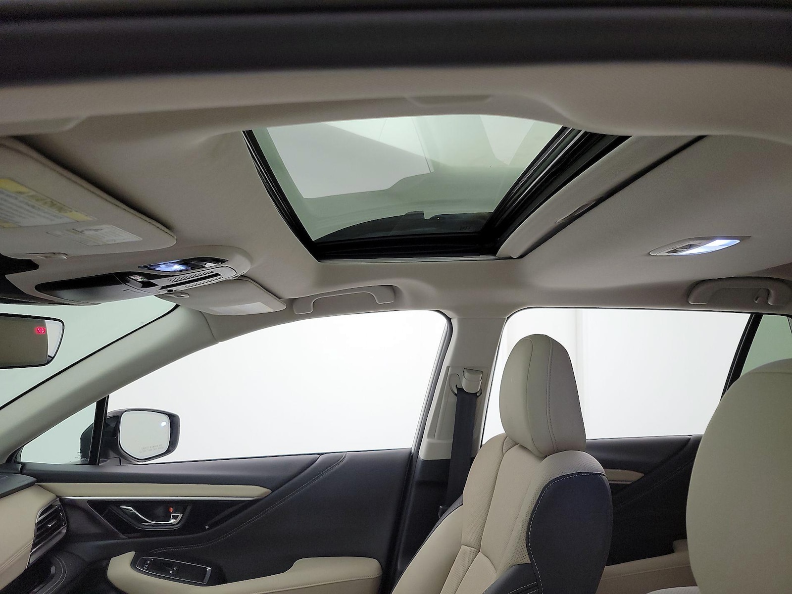 Sunroof(s) & Overhead Airbags