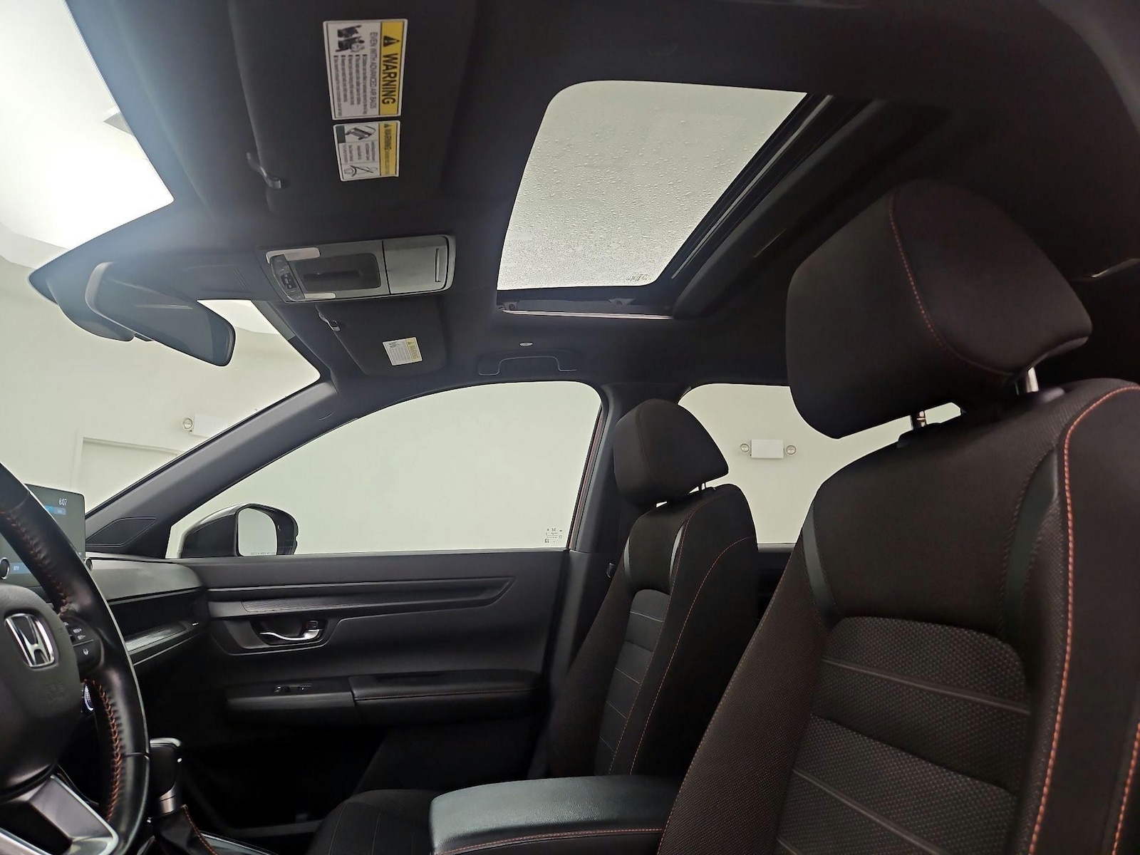 Sunroof(s) & Overhead Airbags