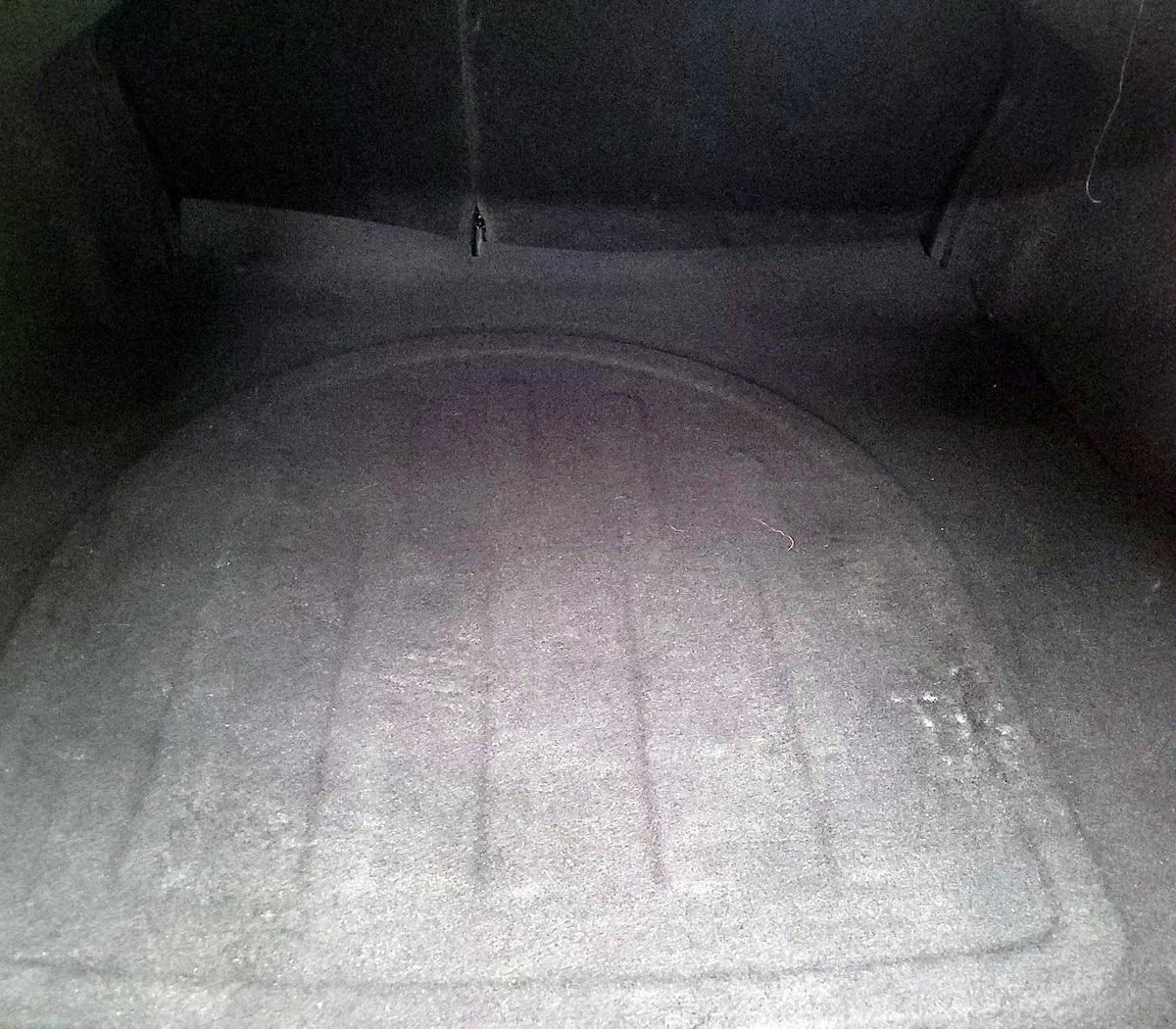 Trunk/Cargo (Seats Up)