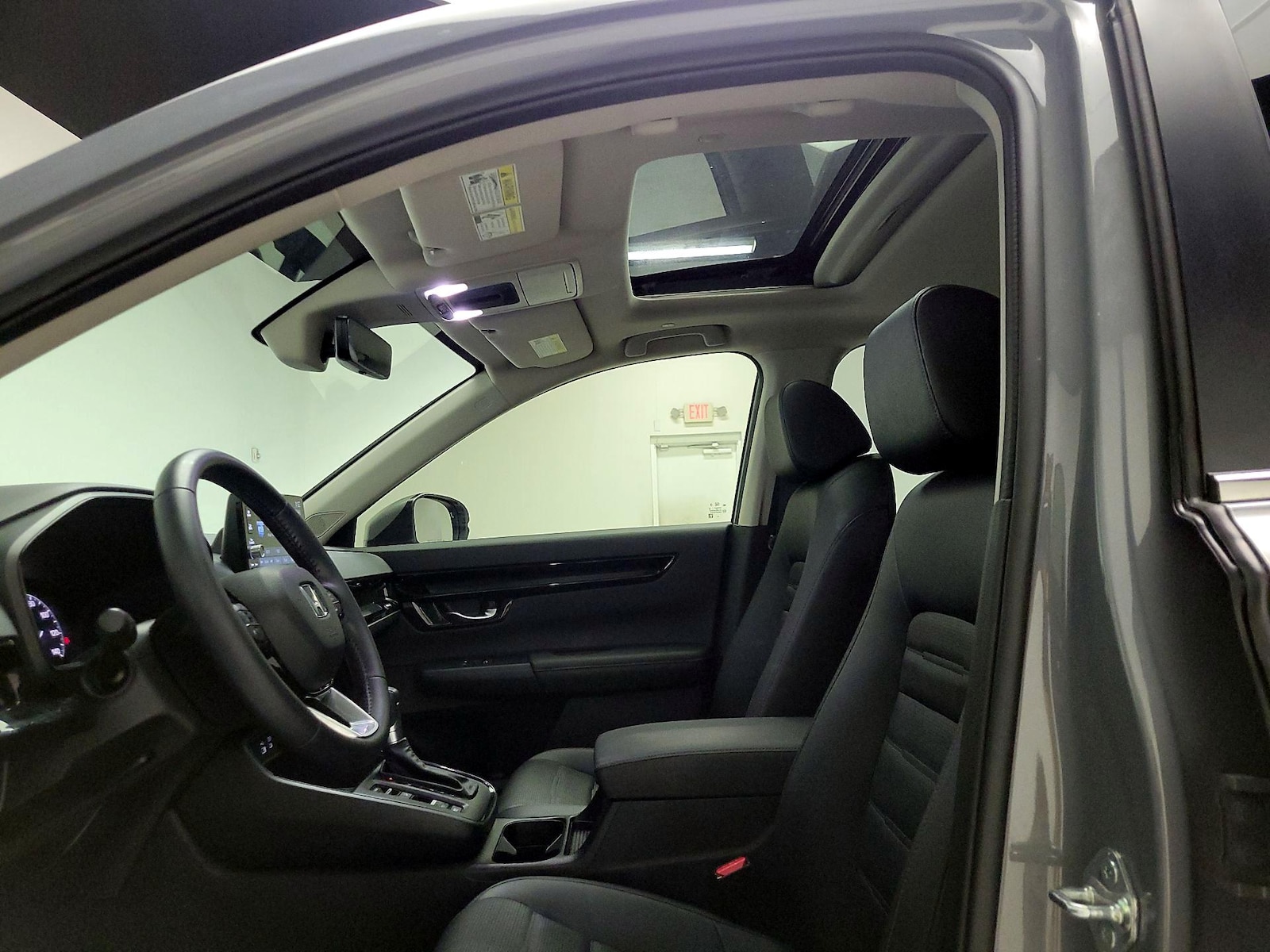 Sunroof(s) & Overhead Airbags
