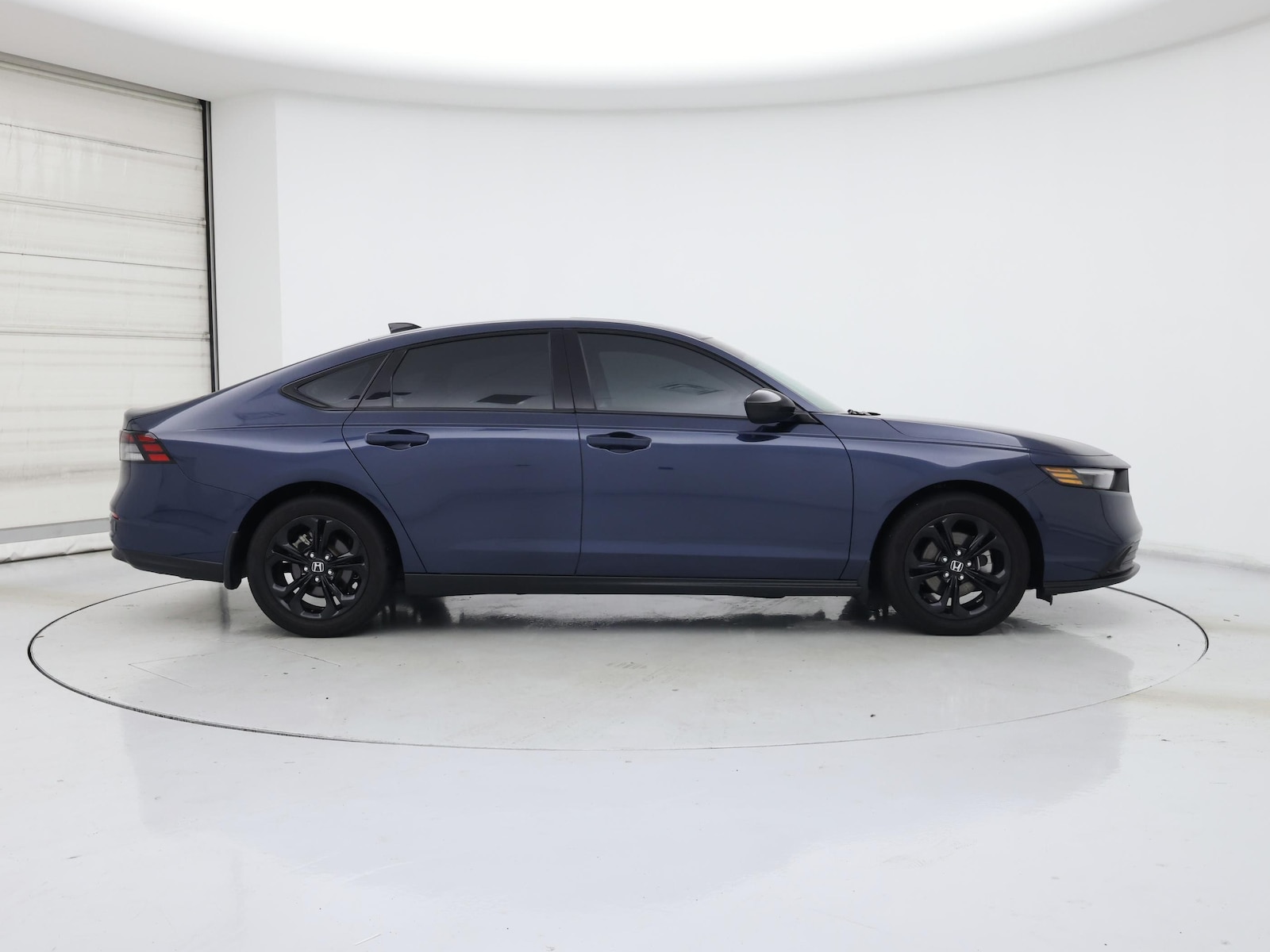 2025 Honda Accord SE - Photo 8