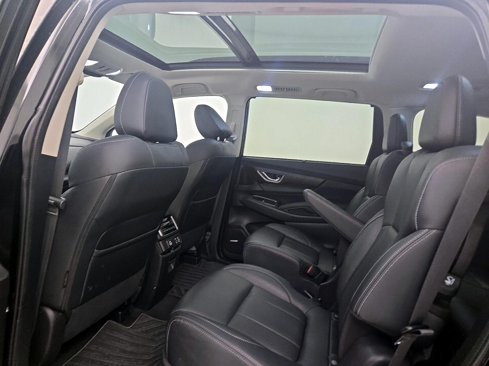Rear Air Conditioning