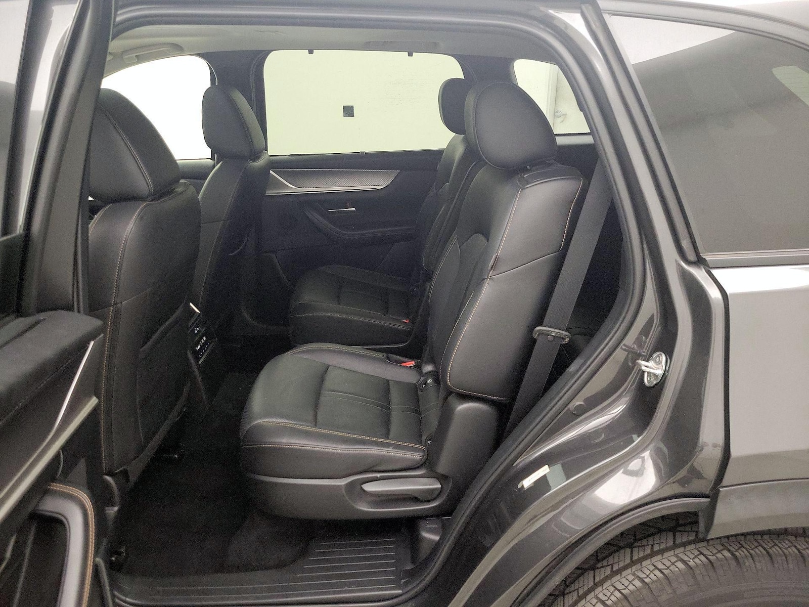 Rear Air Conditioning
