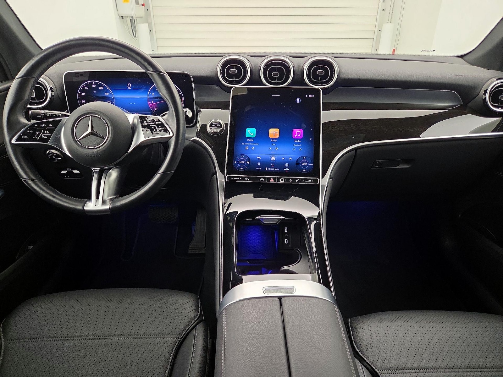 Apple CarPlay® & Android Auto™