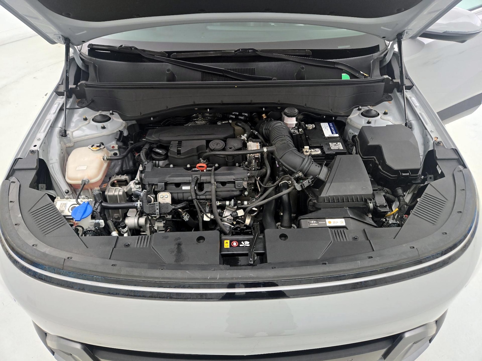 2024 Hyundai Kona Limited - Photo 25