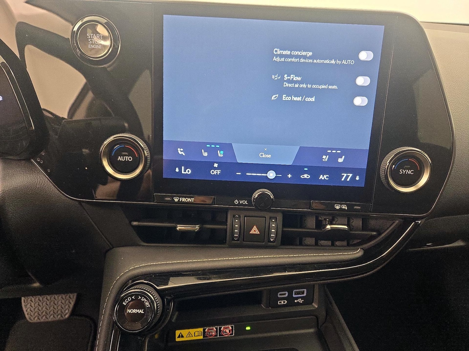 2024 Lexus NX 250 - Photo 17