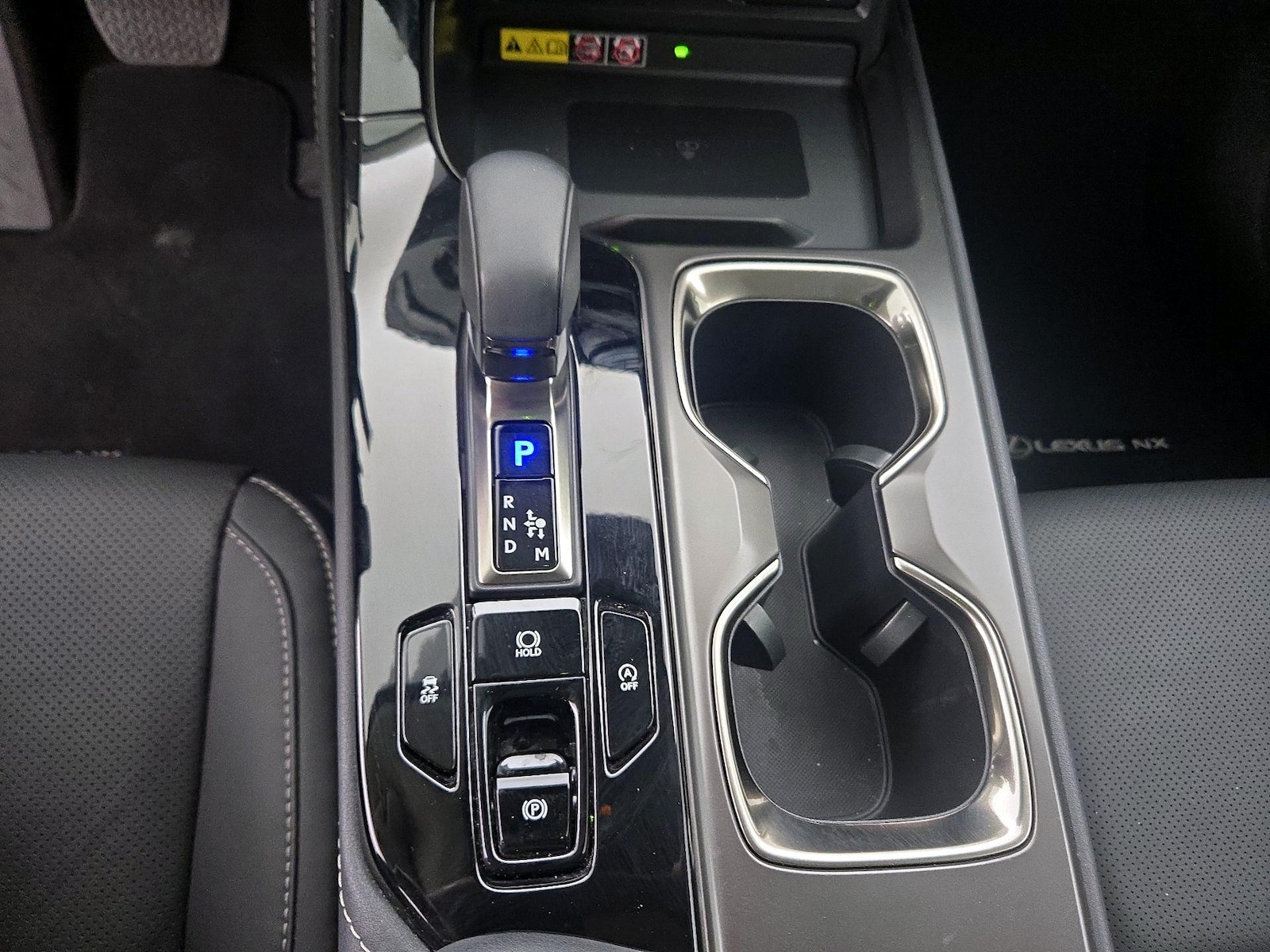 2024 Lexus NX 250 - Photo 18