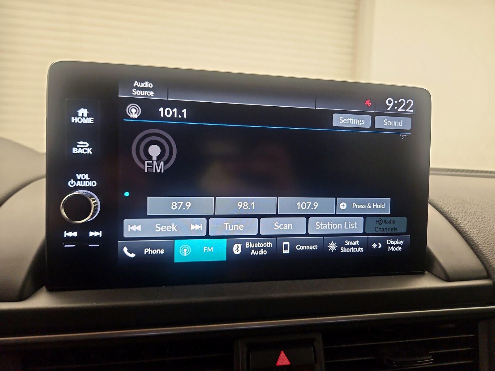 2025 Honda Pilot EX-L - Photo 16