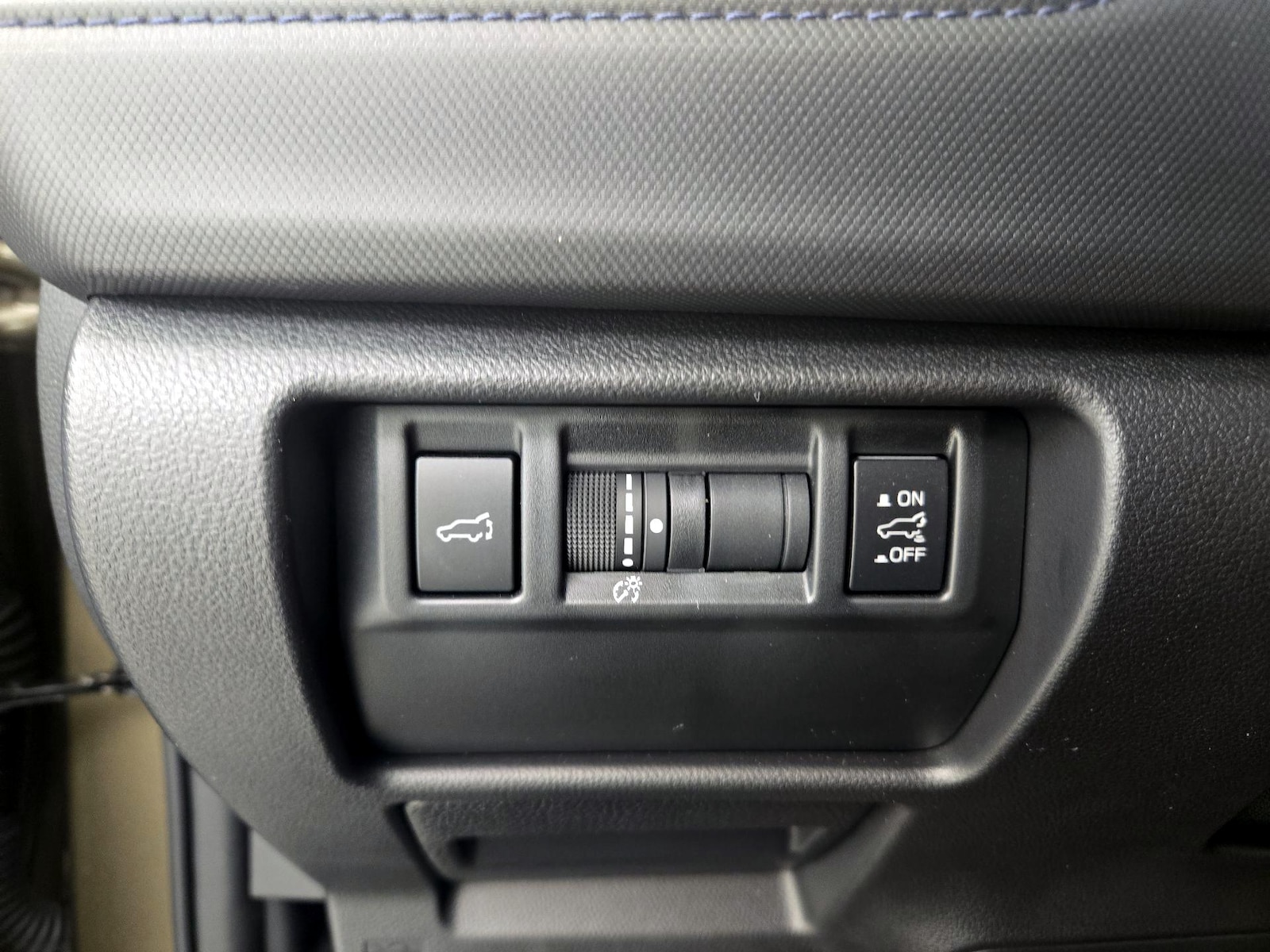 2025 Subaru Forester Premium - Photo 14