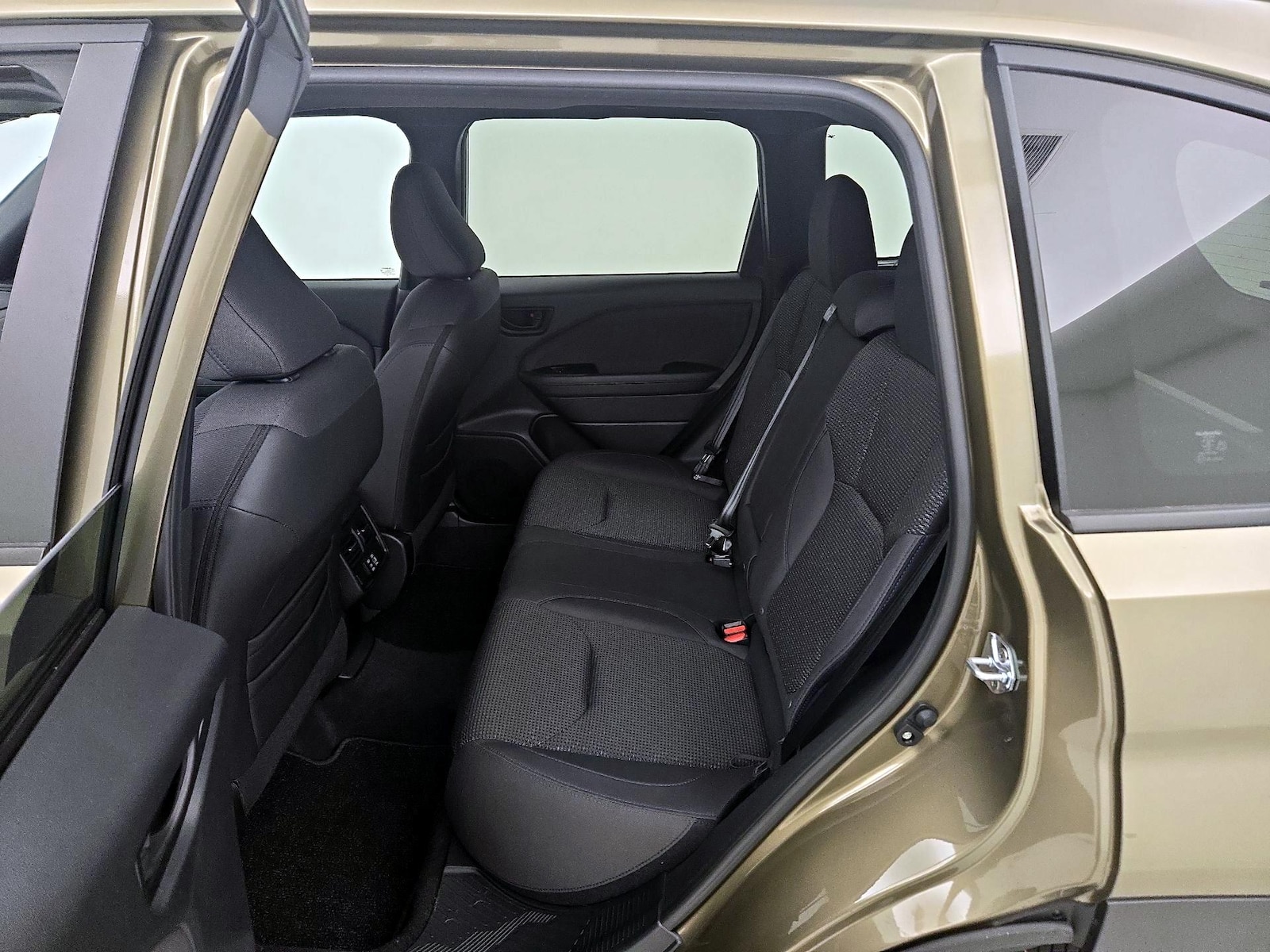 2025 Subaru Forester Premium - Photo 21