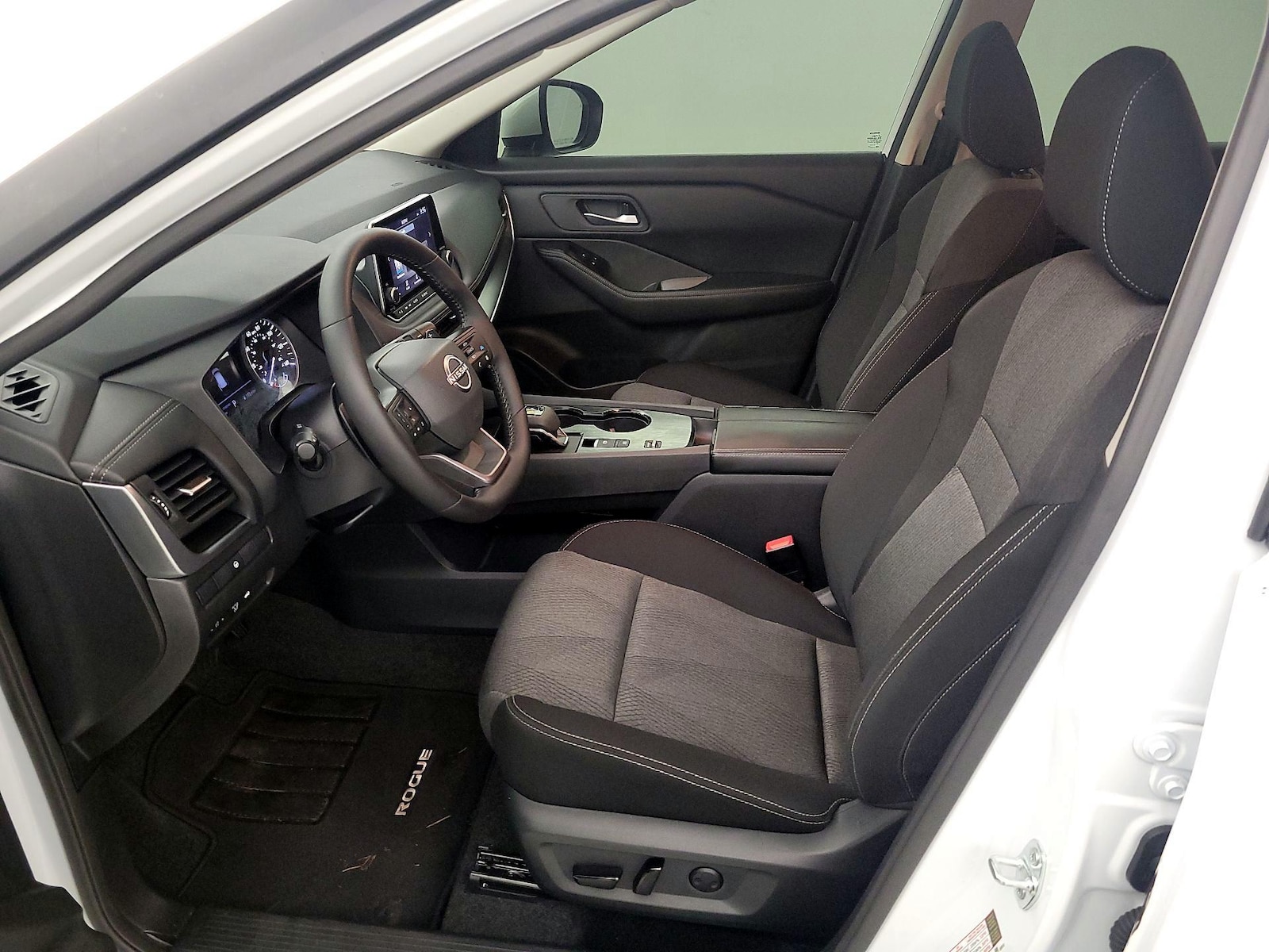 Power Seat(s) & Side Airbags