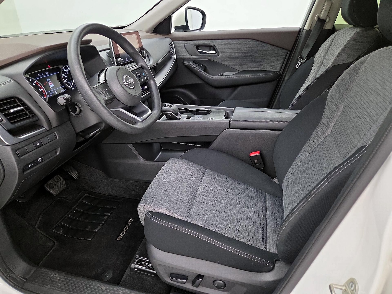 Power Seat(s) & Side Airbags