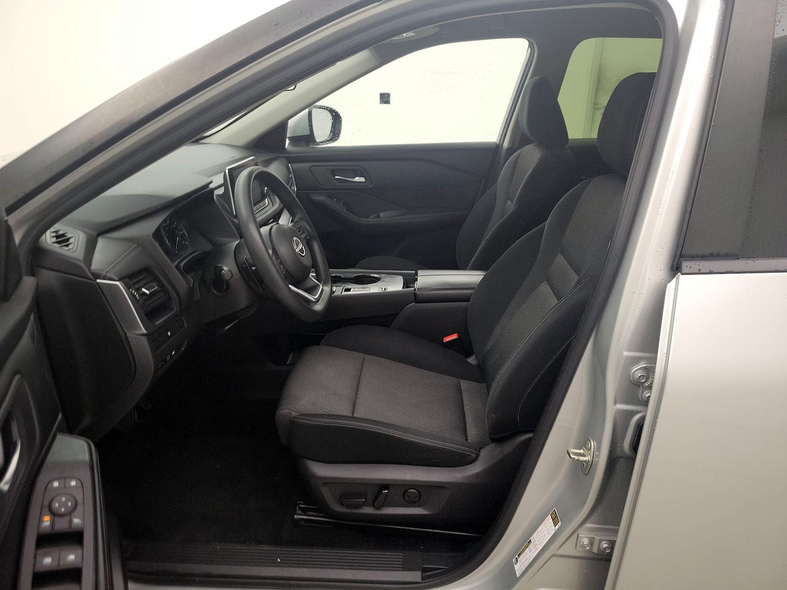 Power Seat(s) & Side Airbags