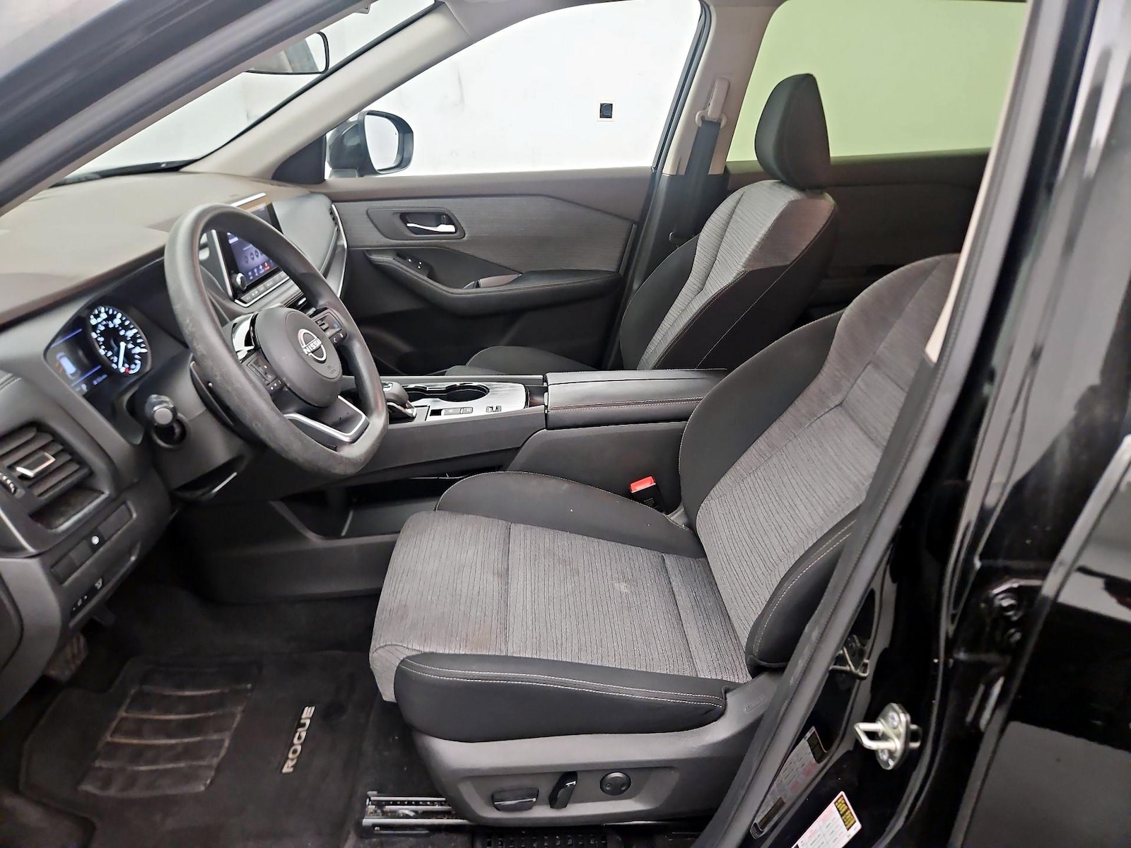 Power Seat(s) & Side Airbags