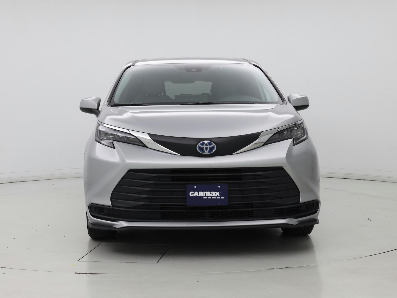 2025 Toyota Sienna LE - Photo 6