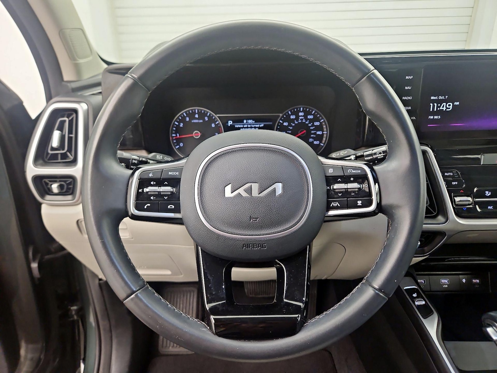 2023 Kia Sorento X-Line EX - Photo 11