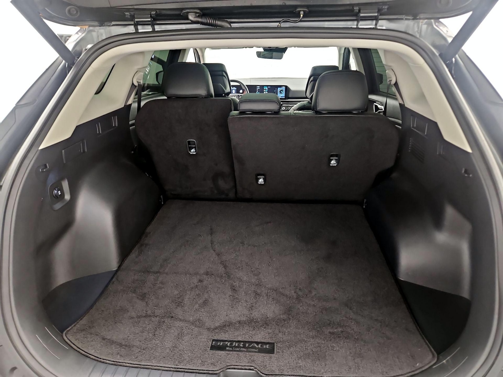 2026 Kia Sportage EX - Photo 21