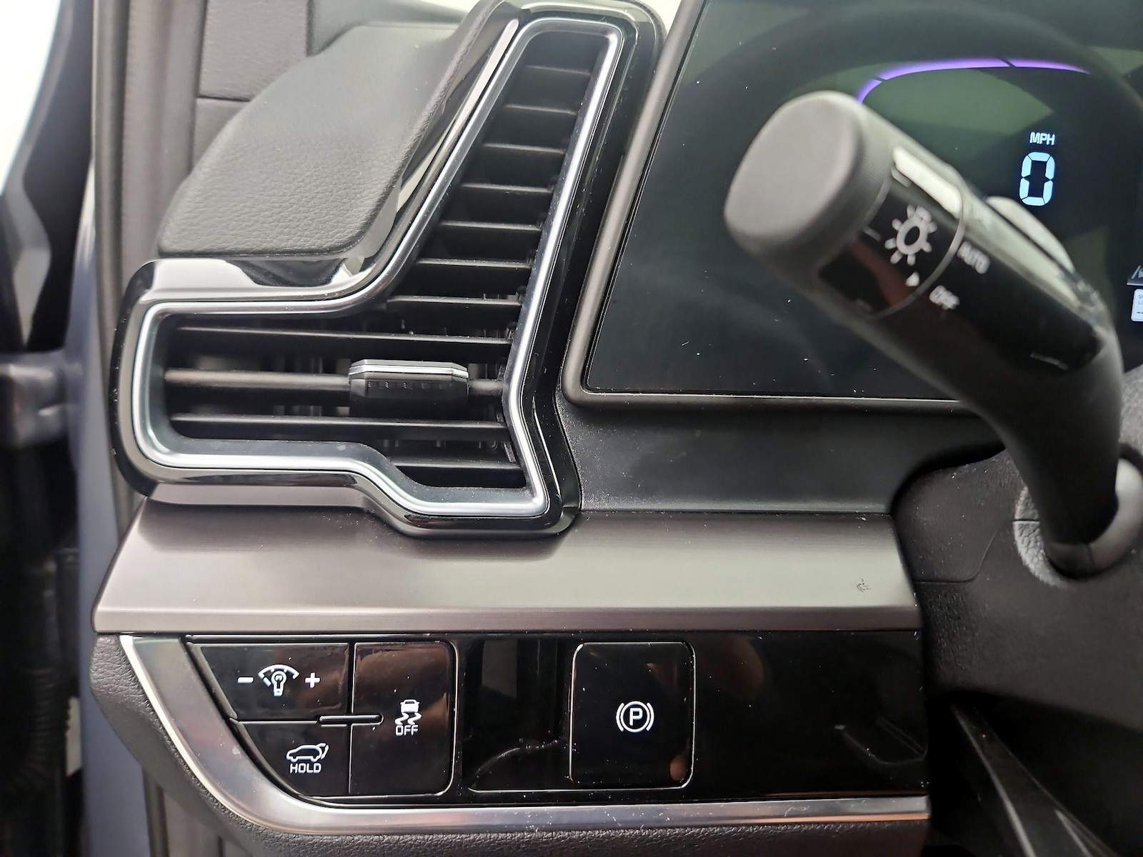 2025 Kia Sportage EX - Photo 14