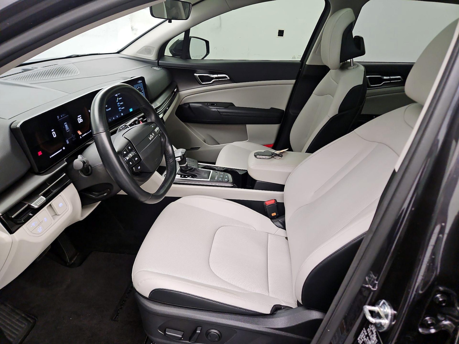 2026 Kia Sportage EX - Photo 12