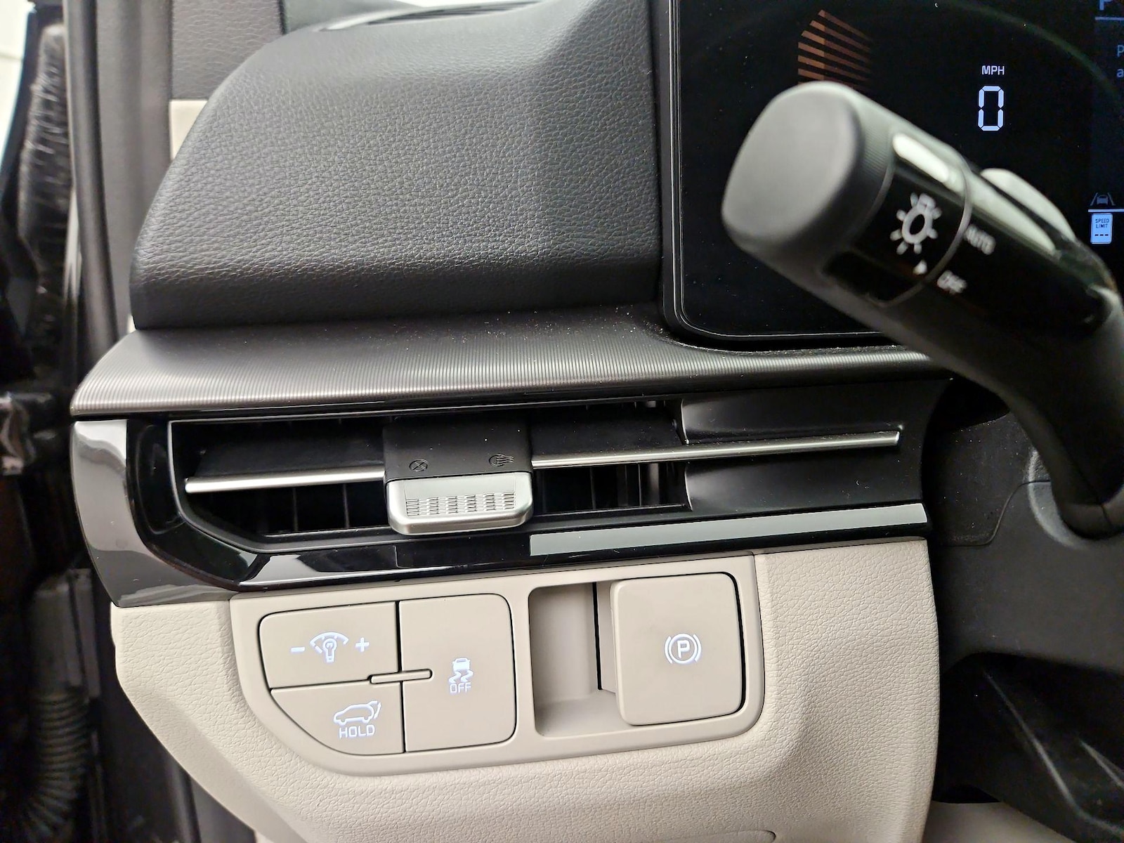 2026 Kia Sportage EX - Photo 14
