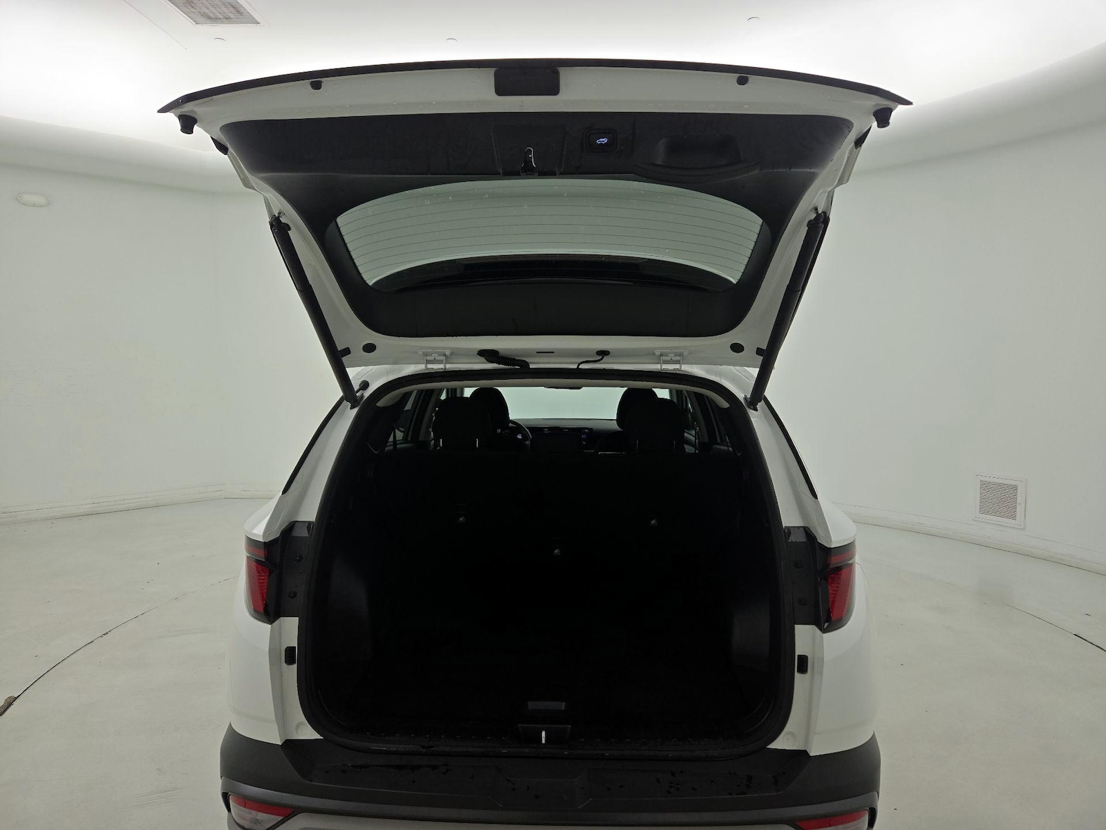 2025 Hyundai Tucson SEL - Photo 21