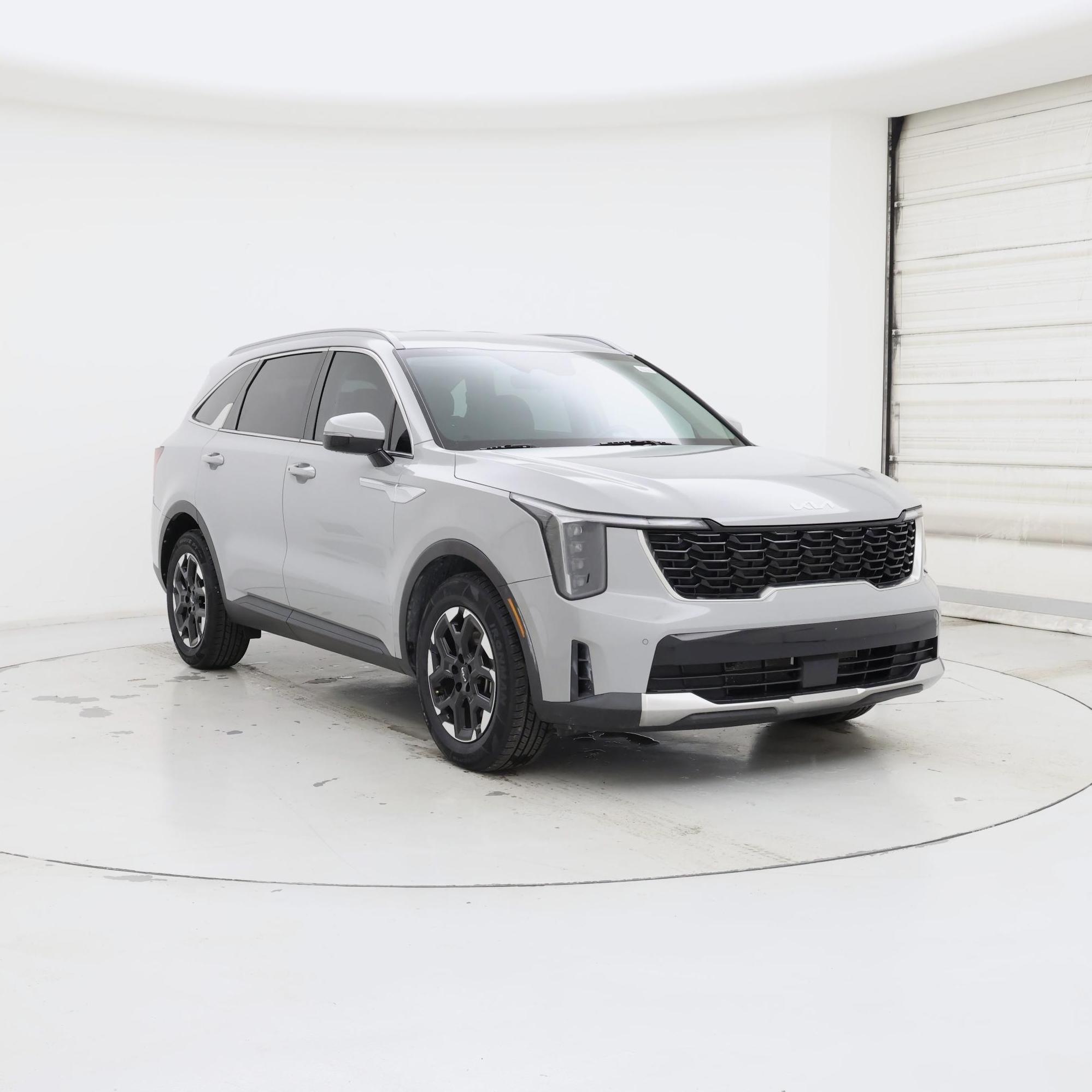 Gray 2024 Kia Sorento SUV / Crossover Front-Wheel Drive Automatic