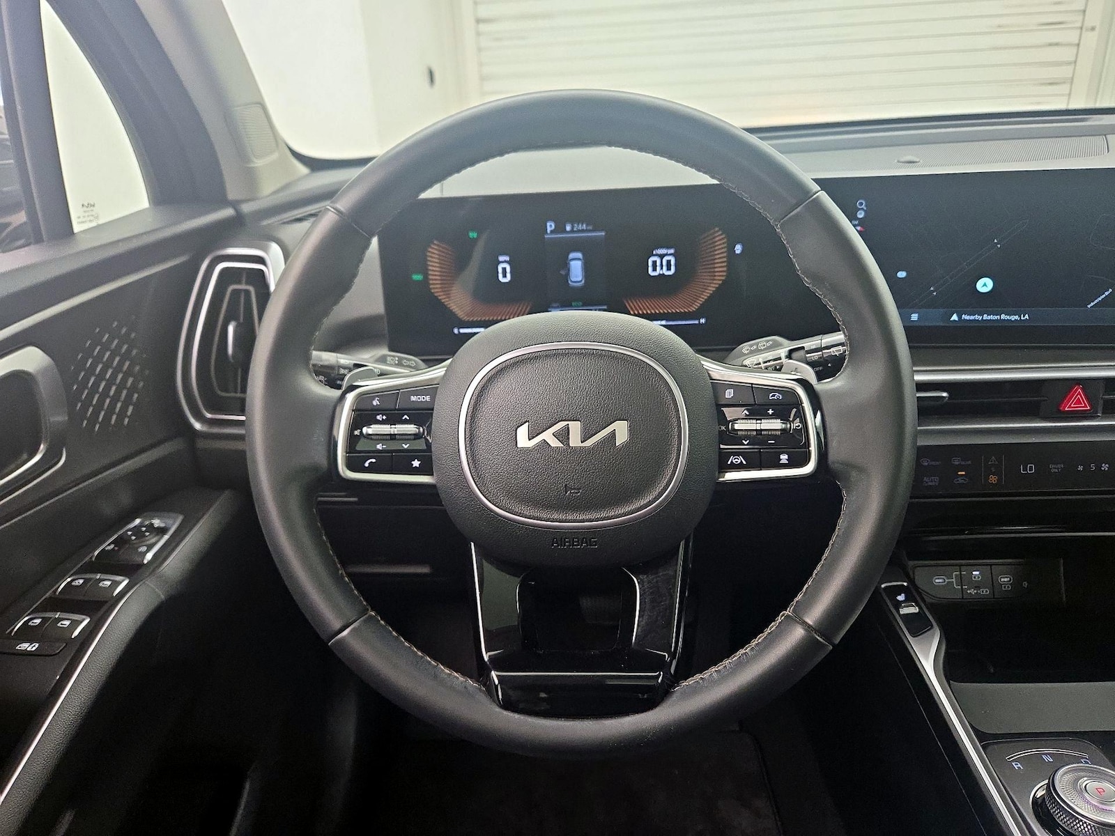 2025 Kia Sorento EX Hybrid - Photo 11
