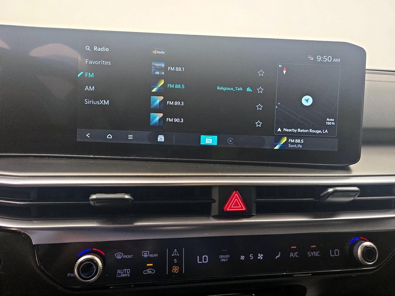 2025 Kia Sorento EX Hybrid - Photo 17