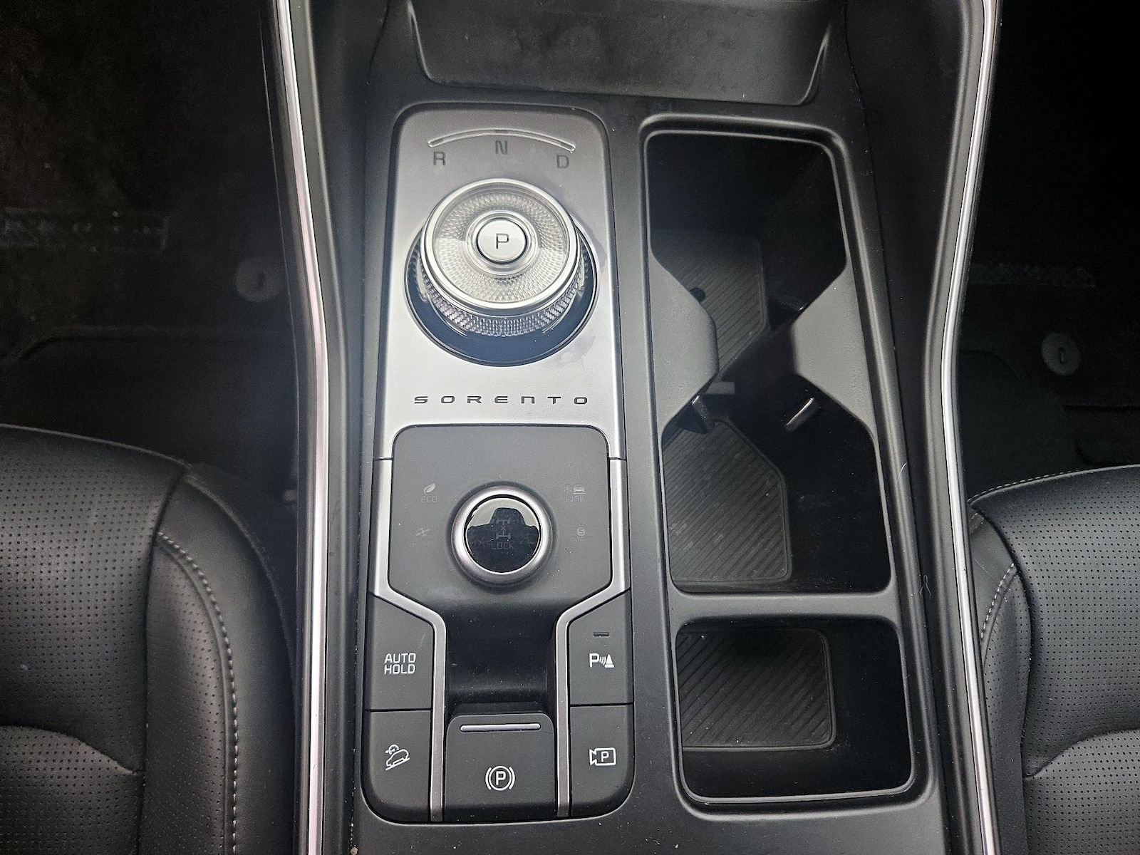 2025 Kia Sorento EX Hybrid - Photo 19