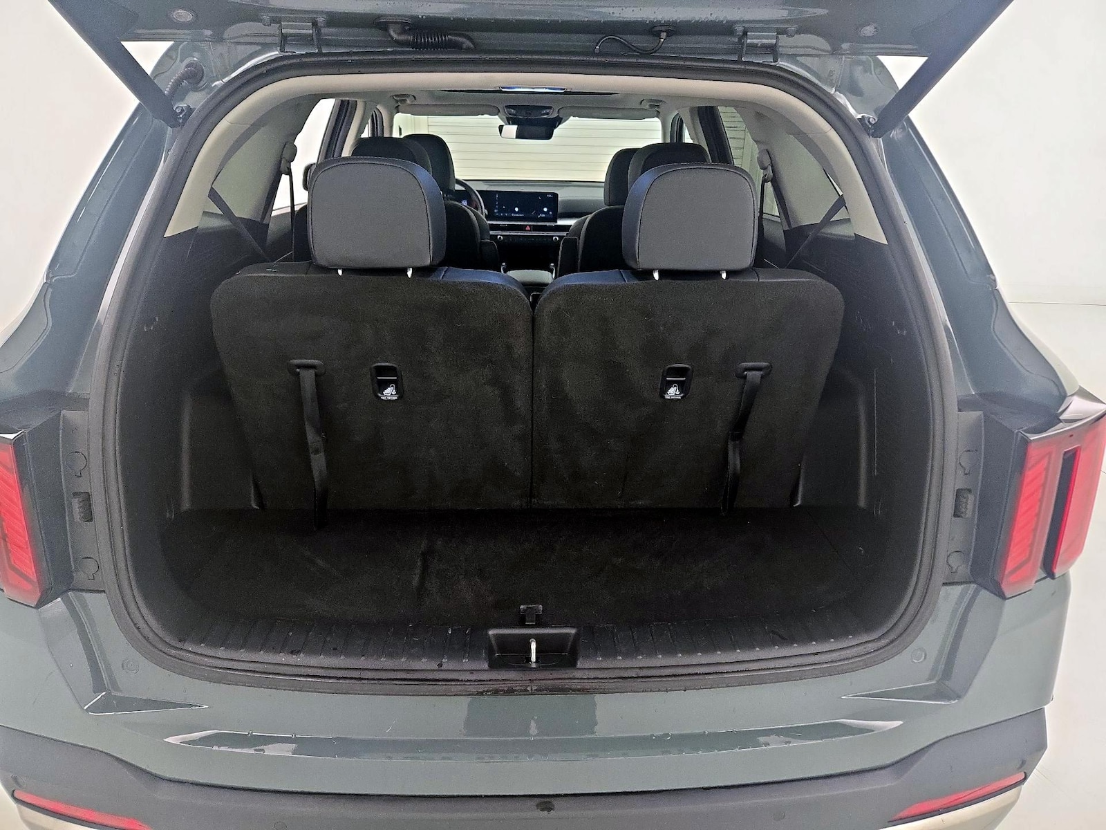 2025 Kia Sorento EX Hybrid - Photo 24