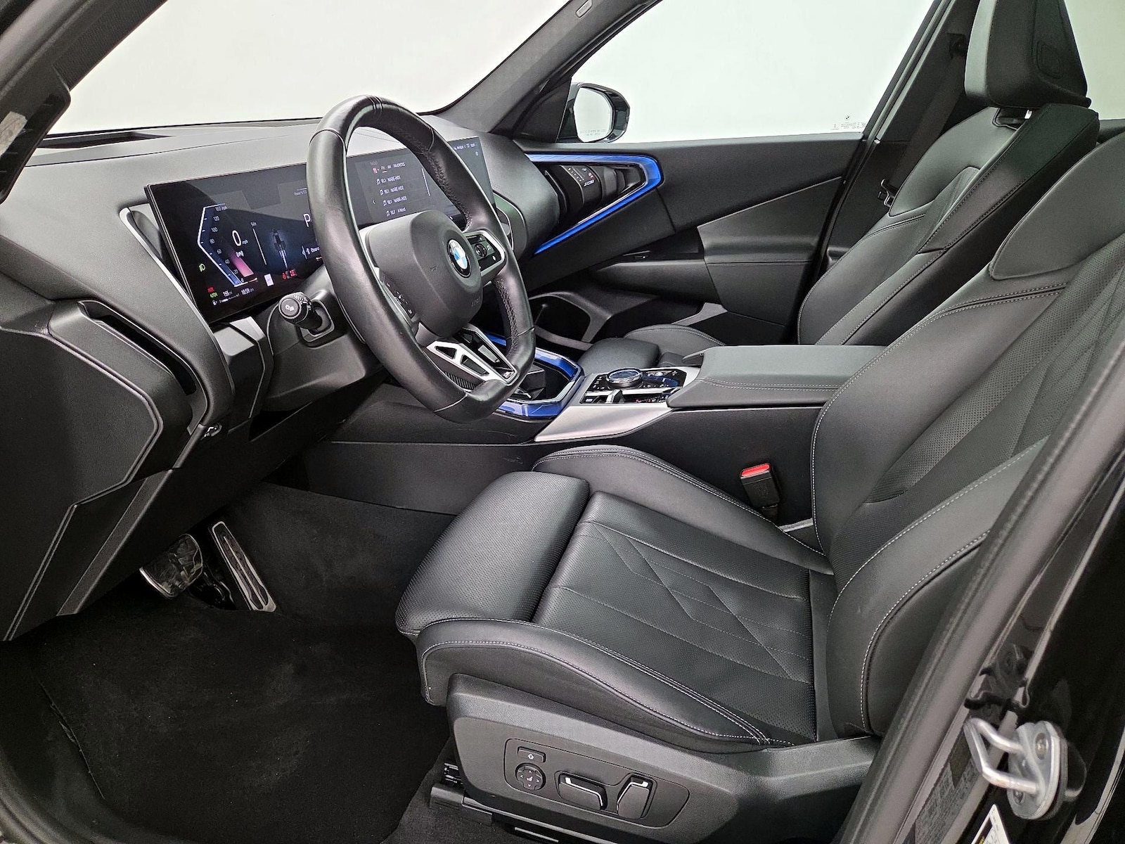2025 BMW X3 30 - Photo 12