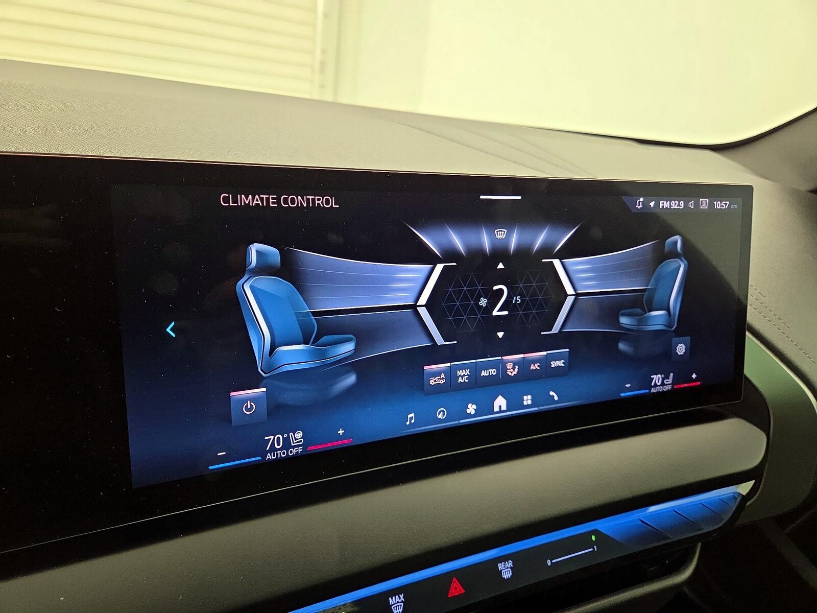 2025 BMW X3 30 - Photo 16