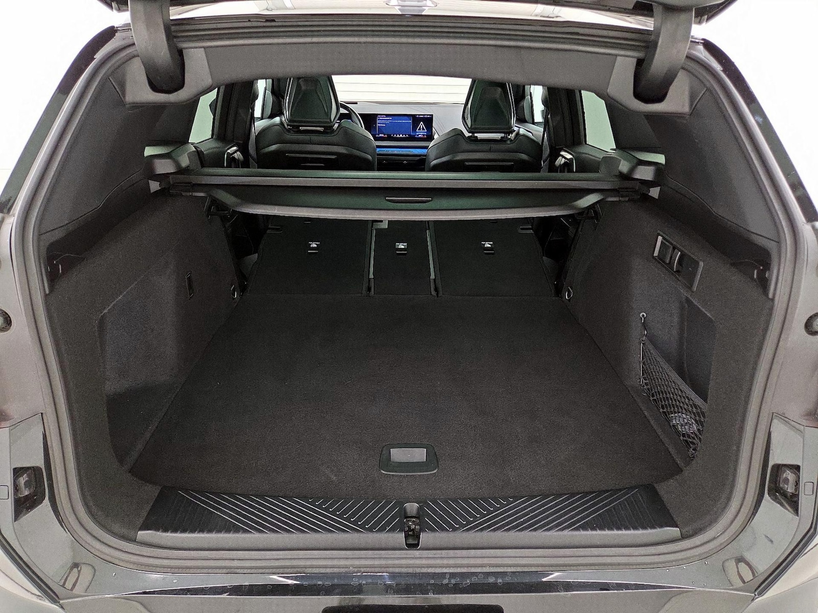 2025 BMW X3 30 - Photo 22