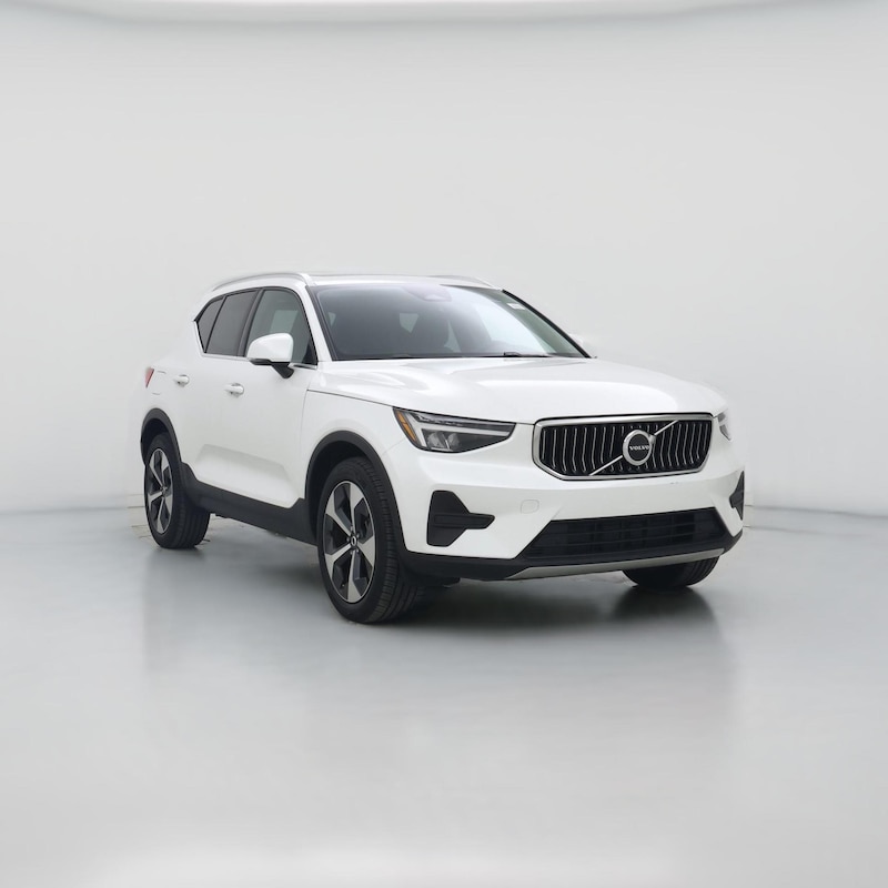 2025 Volvo XC40 B5 Core Bright Theme