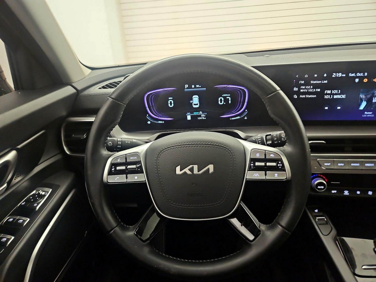 2025 Kia Telluride S - Photo 11