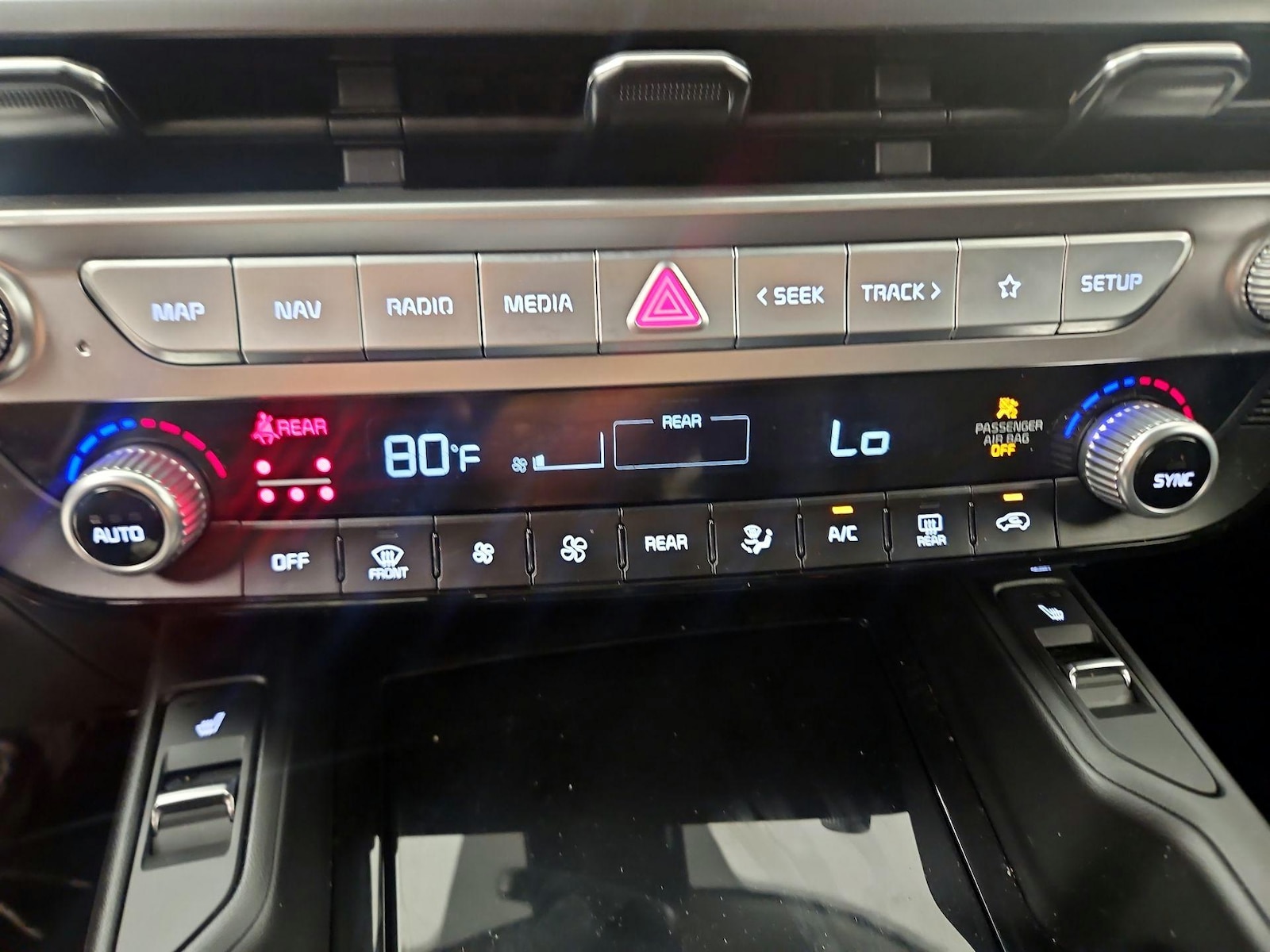 2025 Kia Telluride S - Photo 18