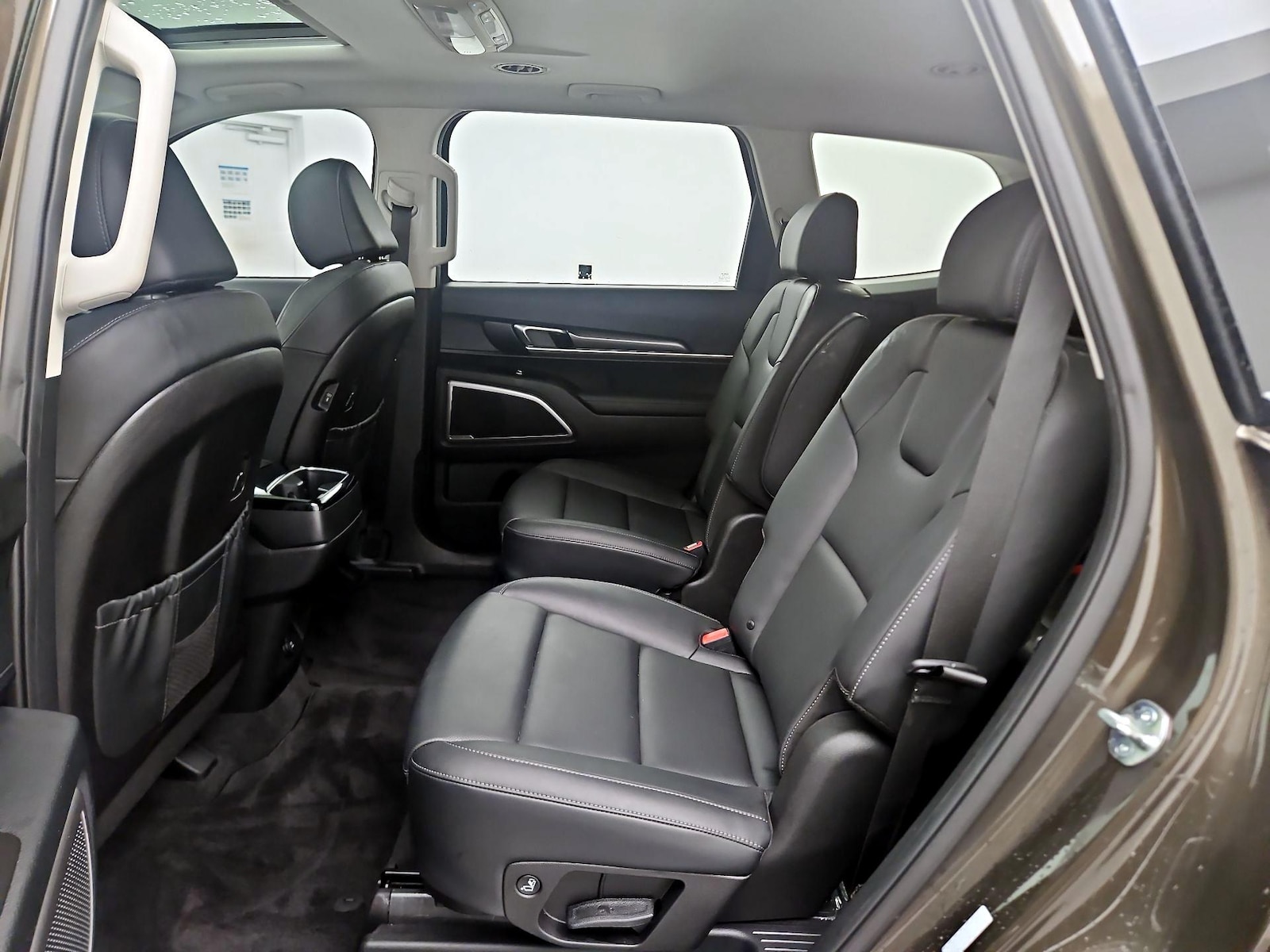 2025 Kia Telluride S - Photo 22