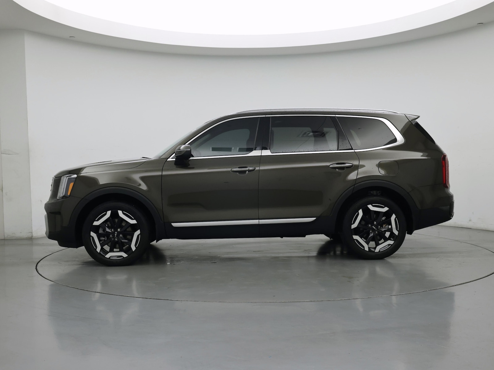 2025 Kia Telluride S - Photo 4