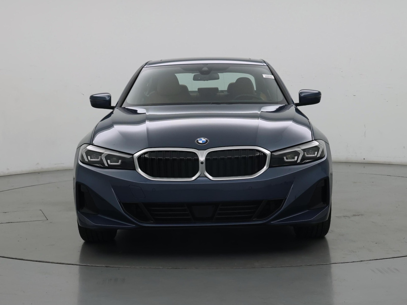 2025 BMW 3 Series 330i - Photo 6