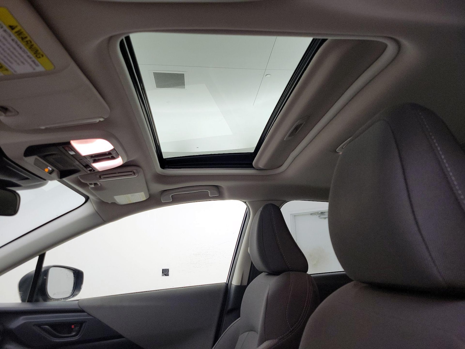 Sunroof(s) & Overhead Airbags
