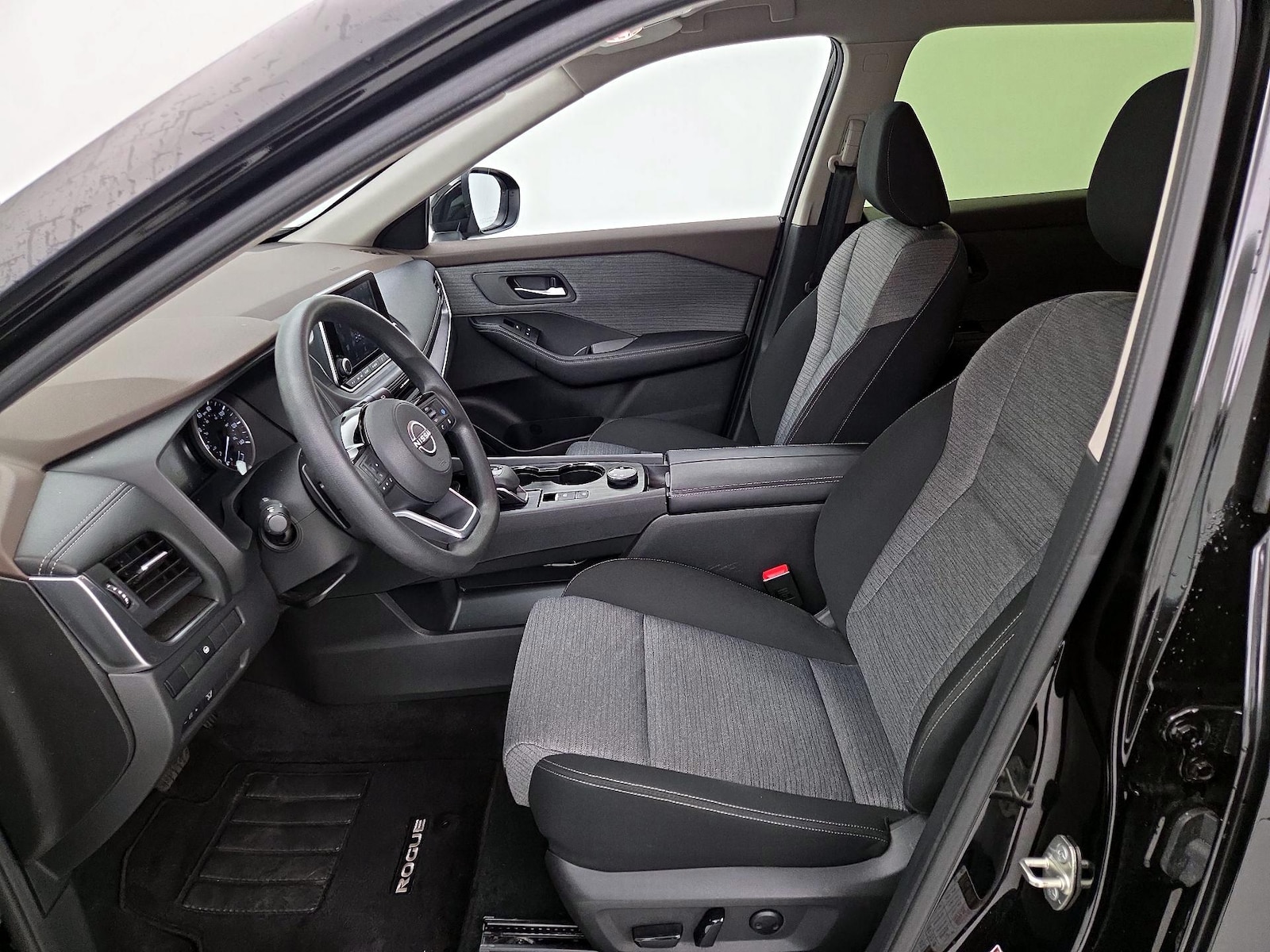 Power Seat(s) & Side Airbags